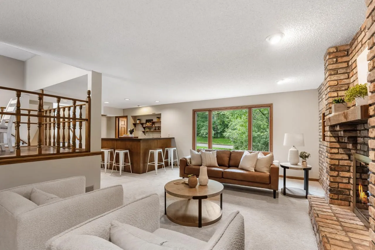 Photo 19 of 3200 Hazelwood W