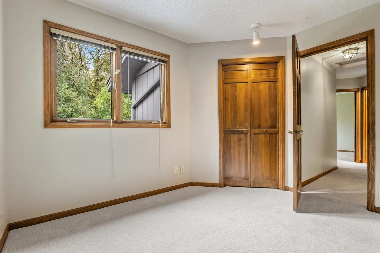 Photo 28 of 3200 Hazelwood W