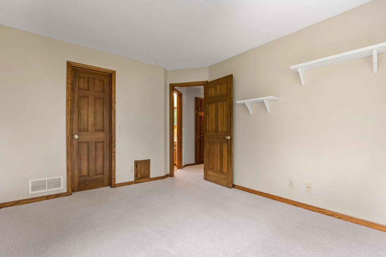 Photo 30 of 3200 Hazelwood W