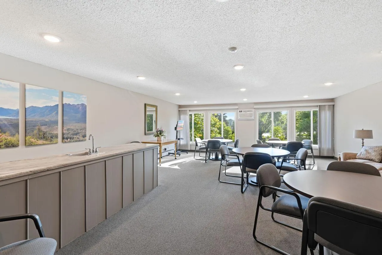 Photo 14 of 4045 Hodgson Road Unit 201