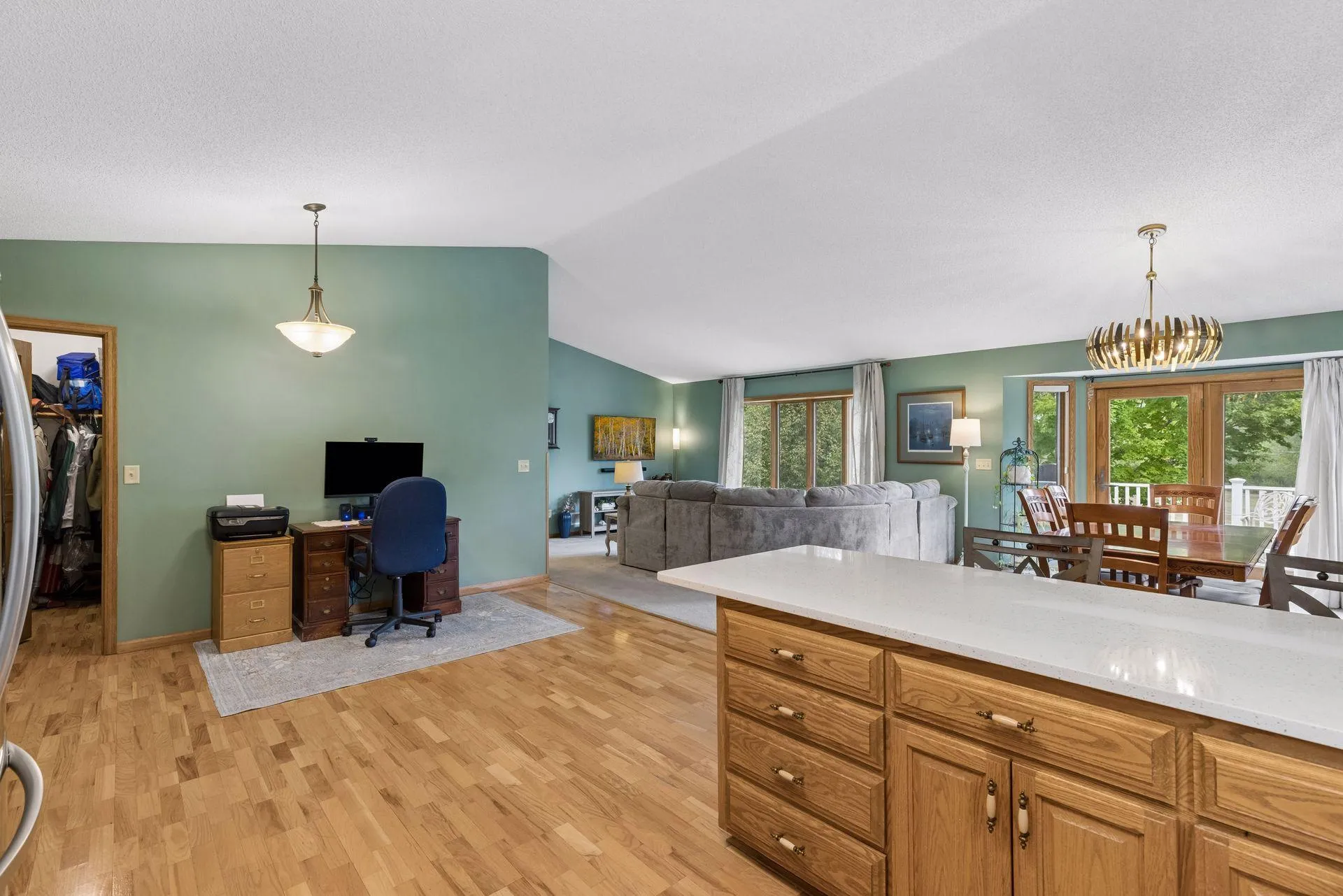 Photo 12 of 536 Raider Drive