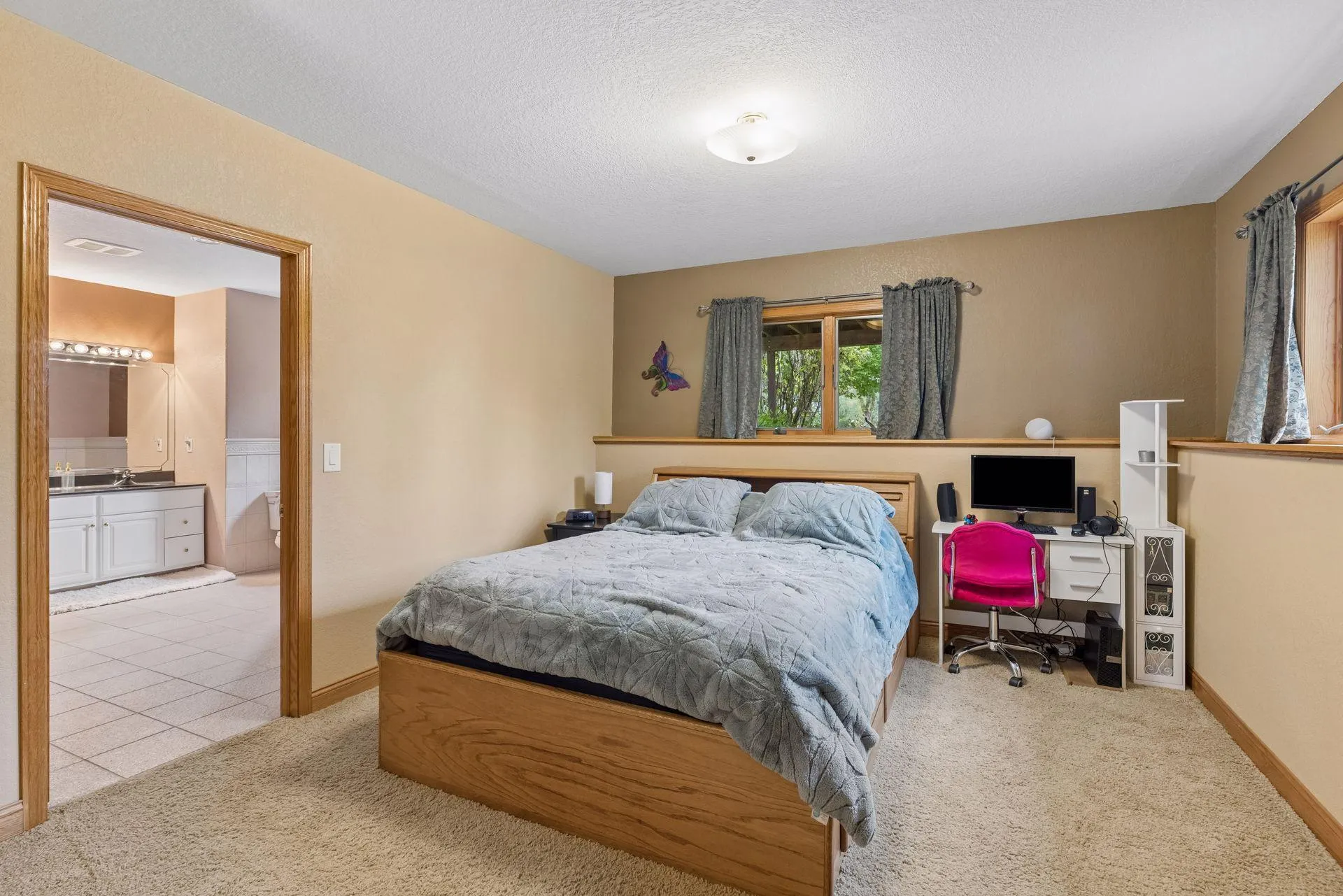 Photo 41 of 536 Raider Drive