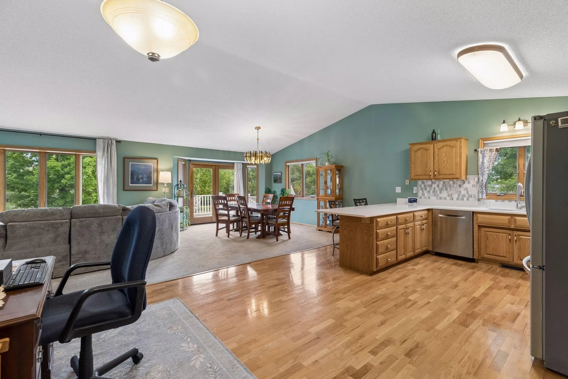 Photo 20 of 536 Raider Drive