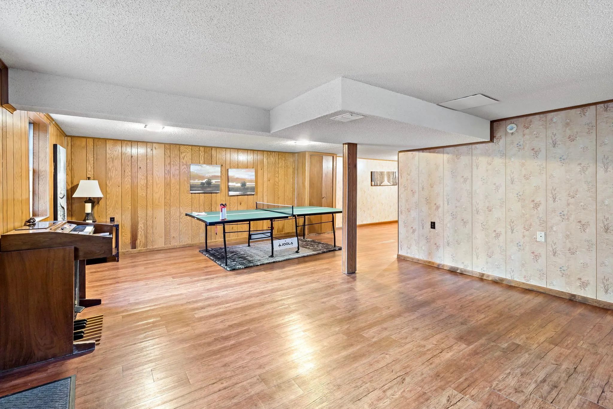 Photo 42 of 2206 W 89th W Street