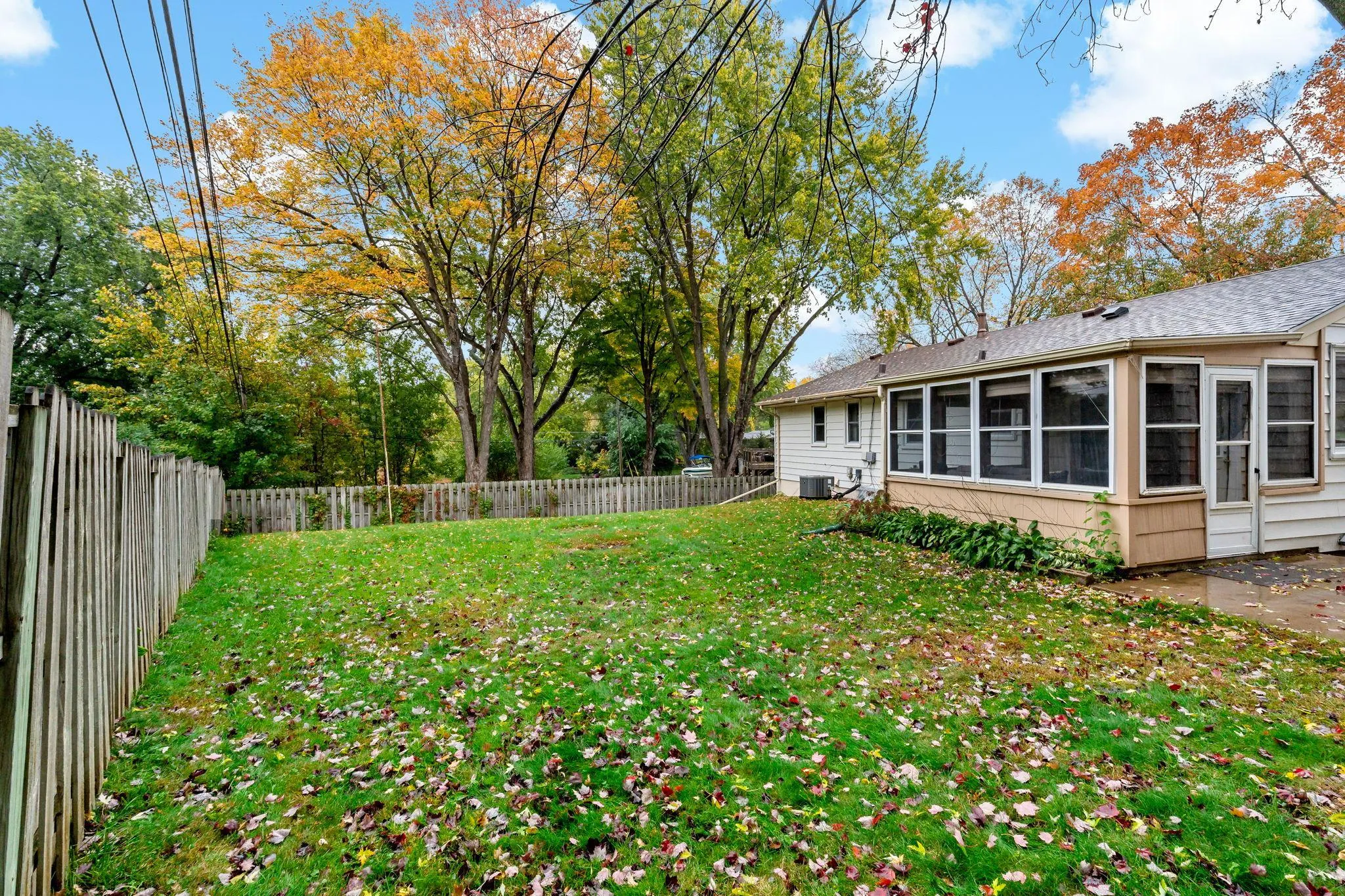 Photo 10 of 2206 W 89th W Street