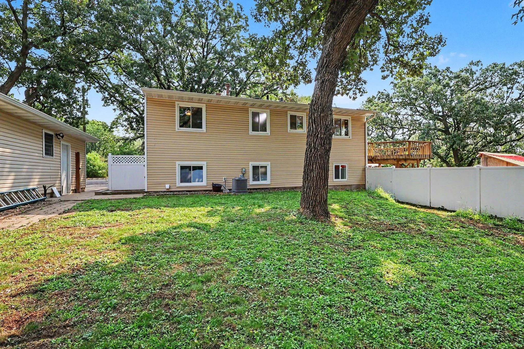 Photo 31 of 10524 Kimbro S Avenue