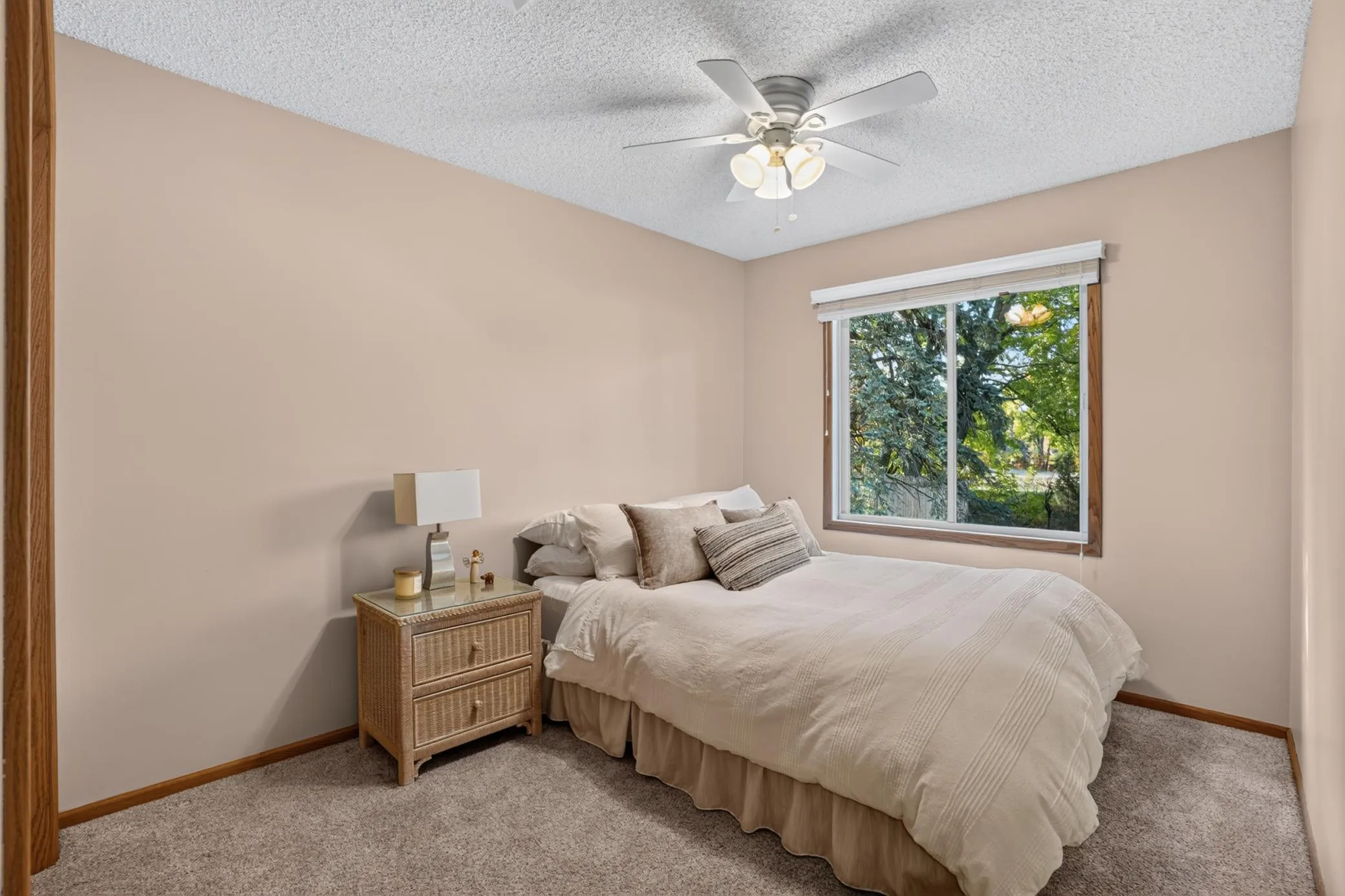 Photo 12 of 8412 Hiawatha Avenue