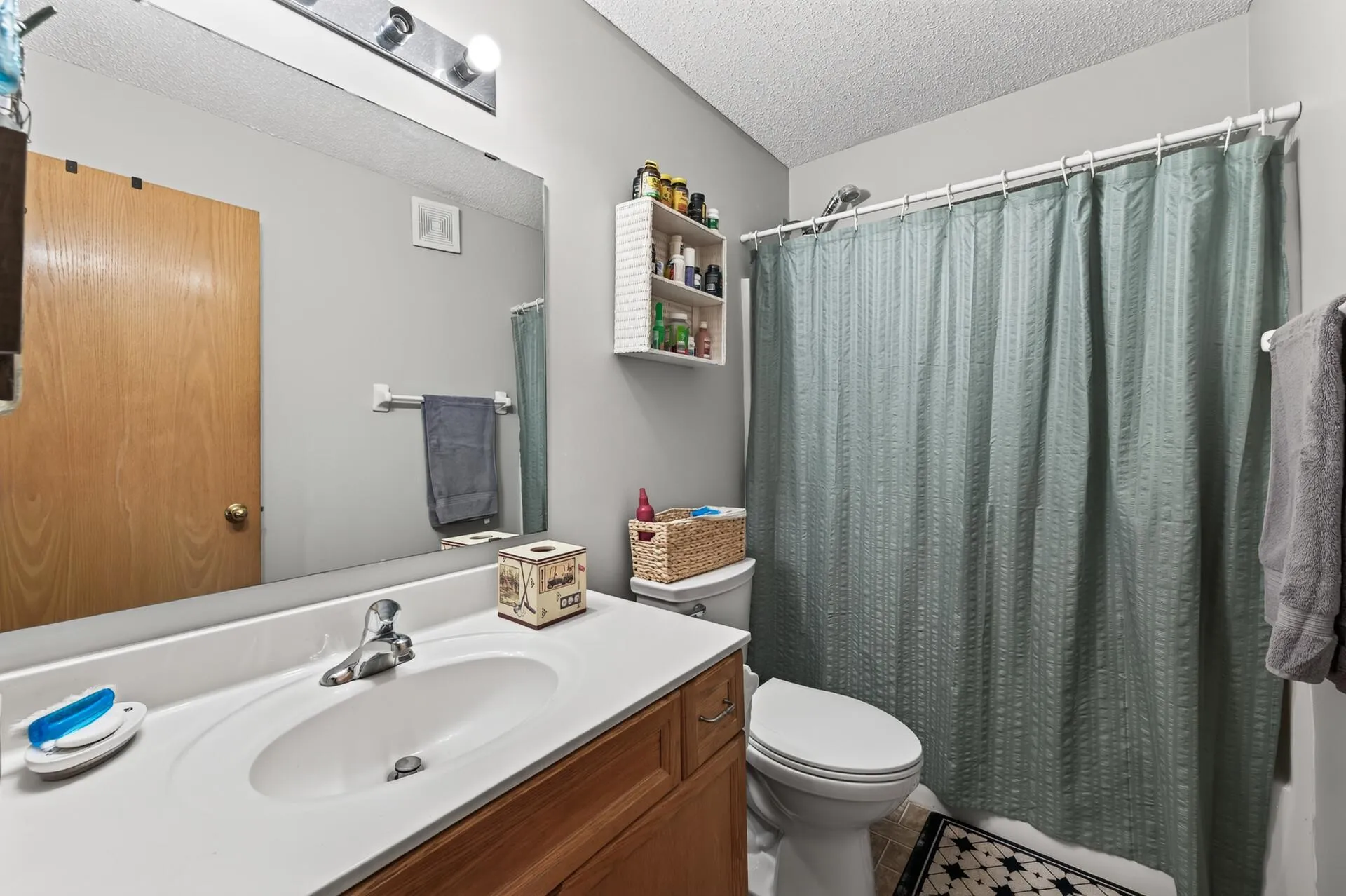 Photo 11 of 6417 207th N Street