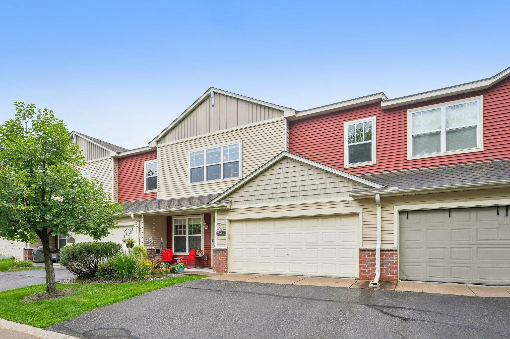 Photo 4 of 15588 Emerald N Drive Unit 6