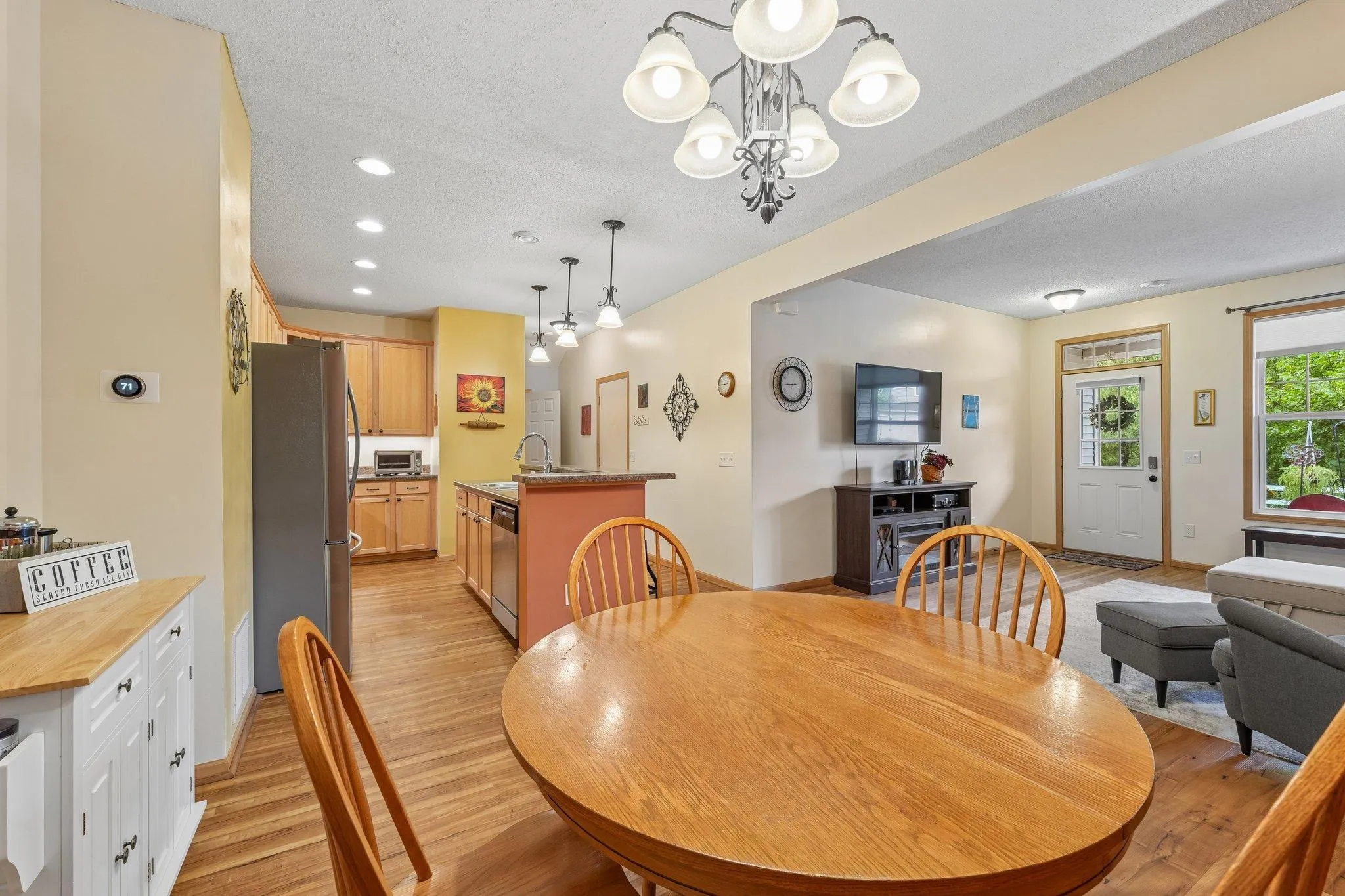 Photo 16 of 15588 Emerald N Drive Unit 6