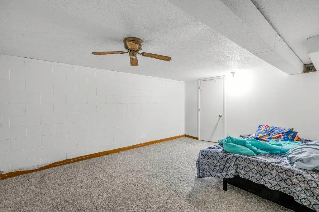 Photo 11 of 4663 Monroe Ne Street