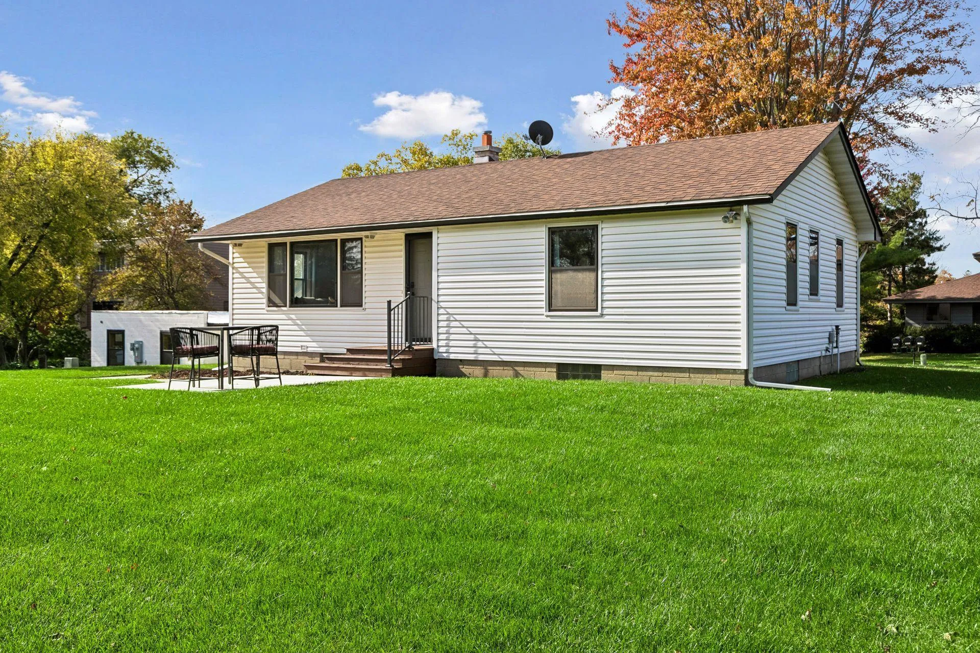 Photo 39 of 15601 Martin Drive