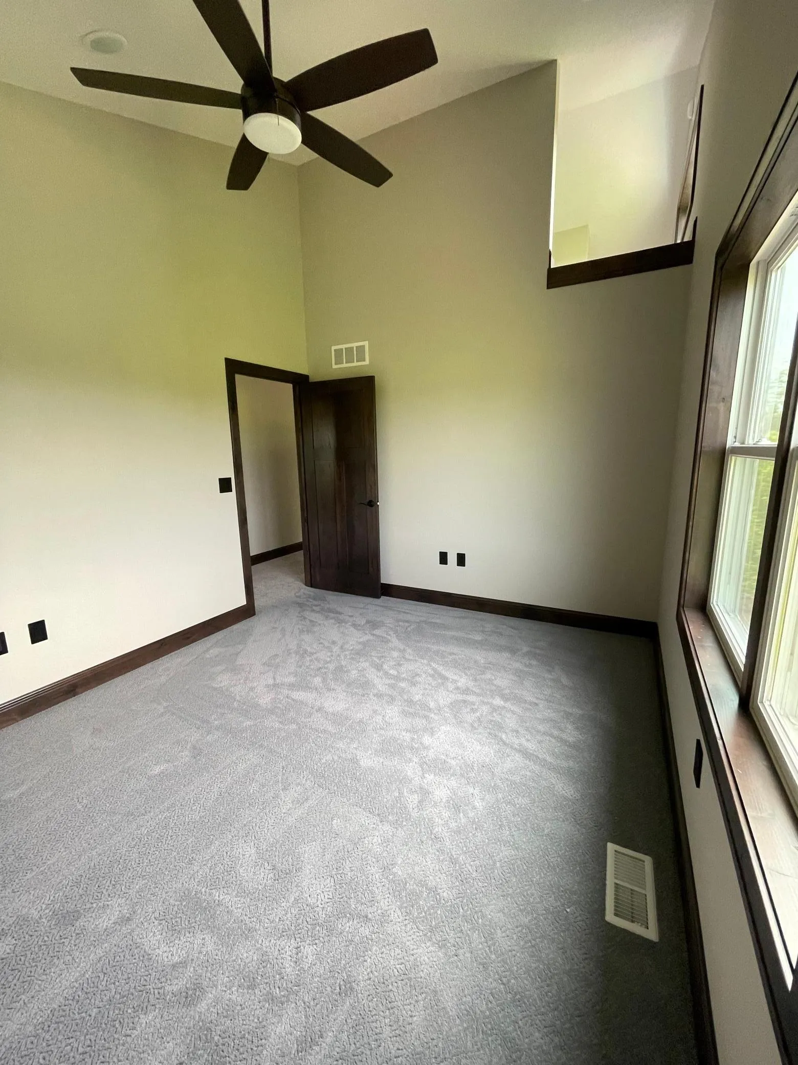 Photo 30 of 1467 46th Street