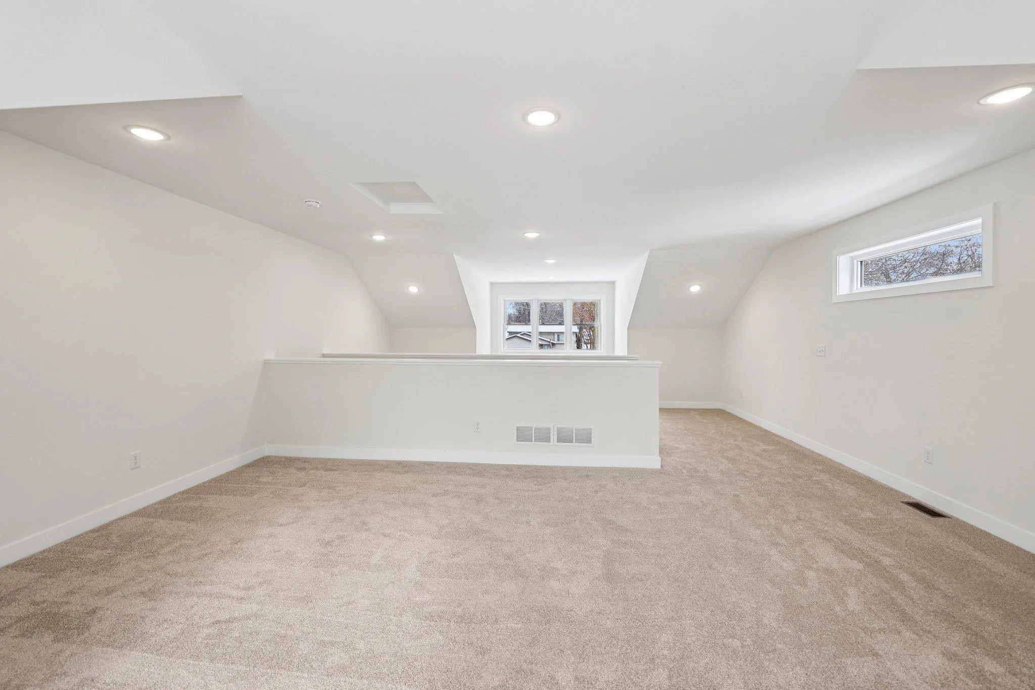 Photo 34 of 12035 Ash Street
