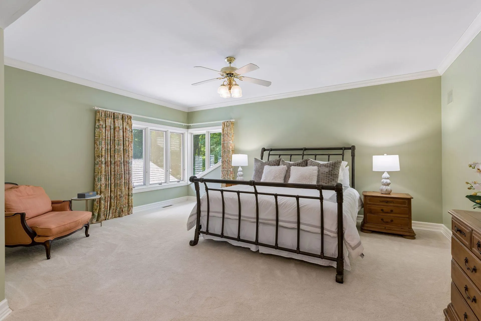 Photo 33 of 1420 Tamarack Drive