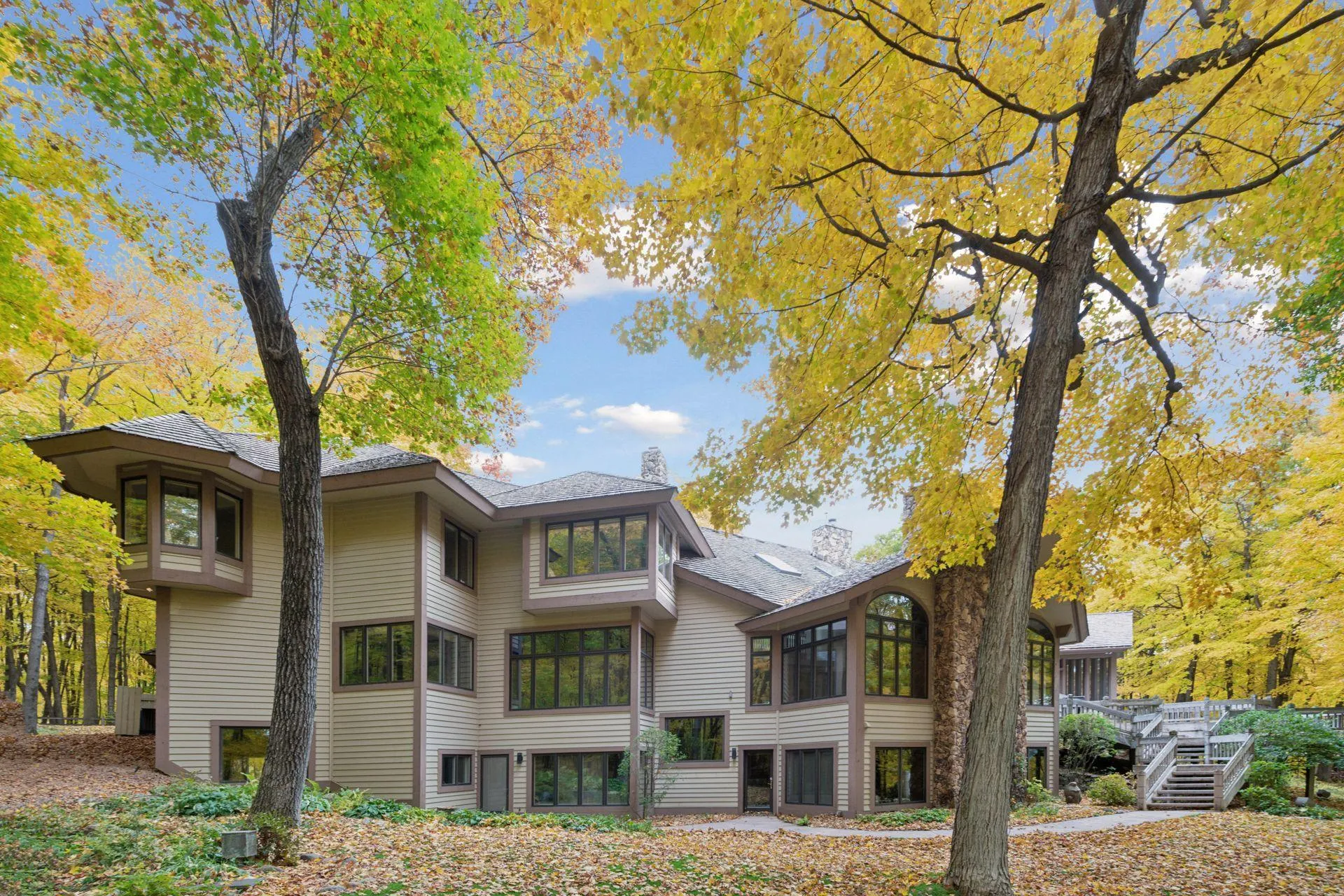 Photo 8 of 1420 Tamarack Drive