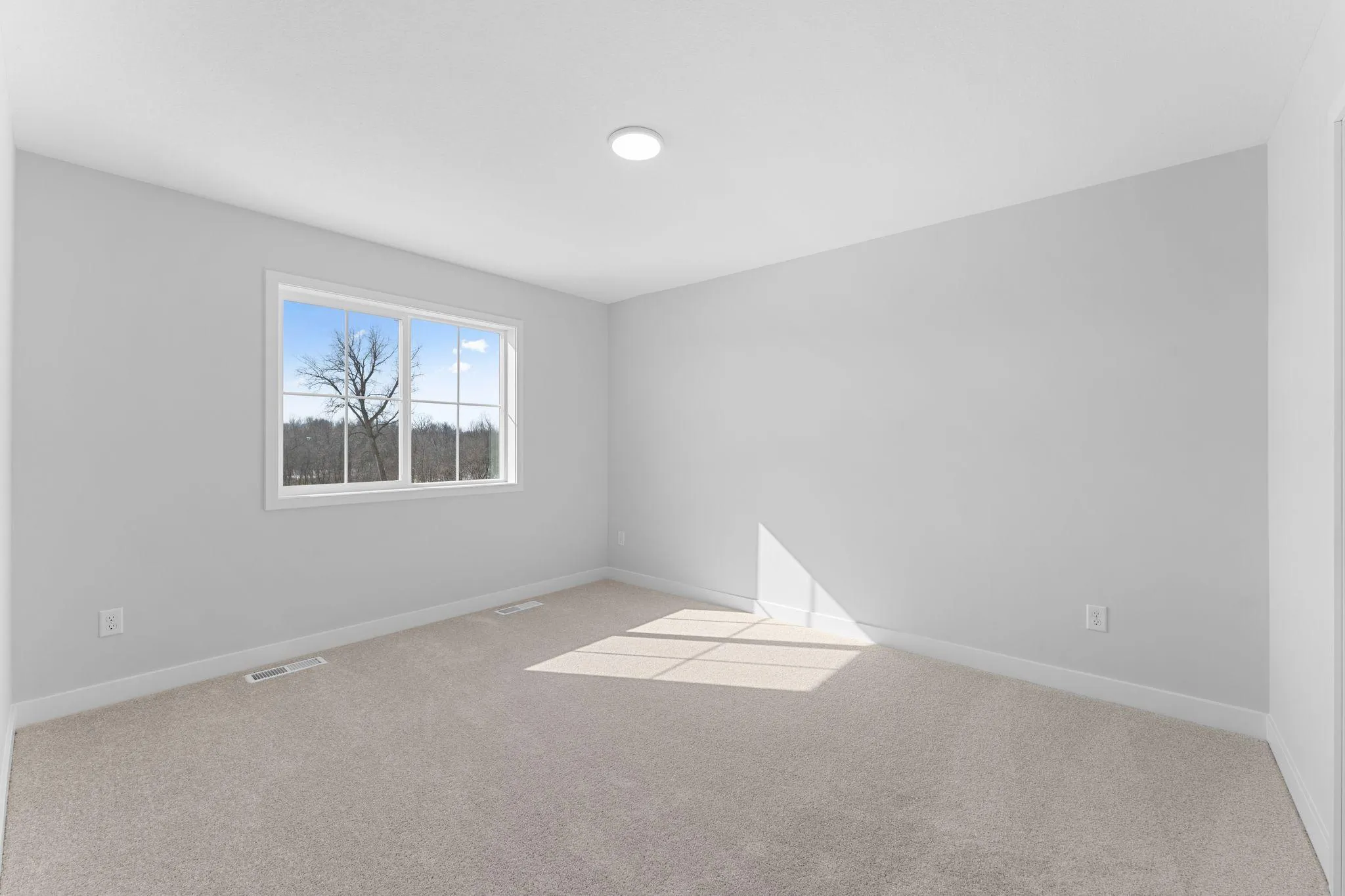 Photo 31 of 1551 Creekwood Dr