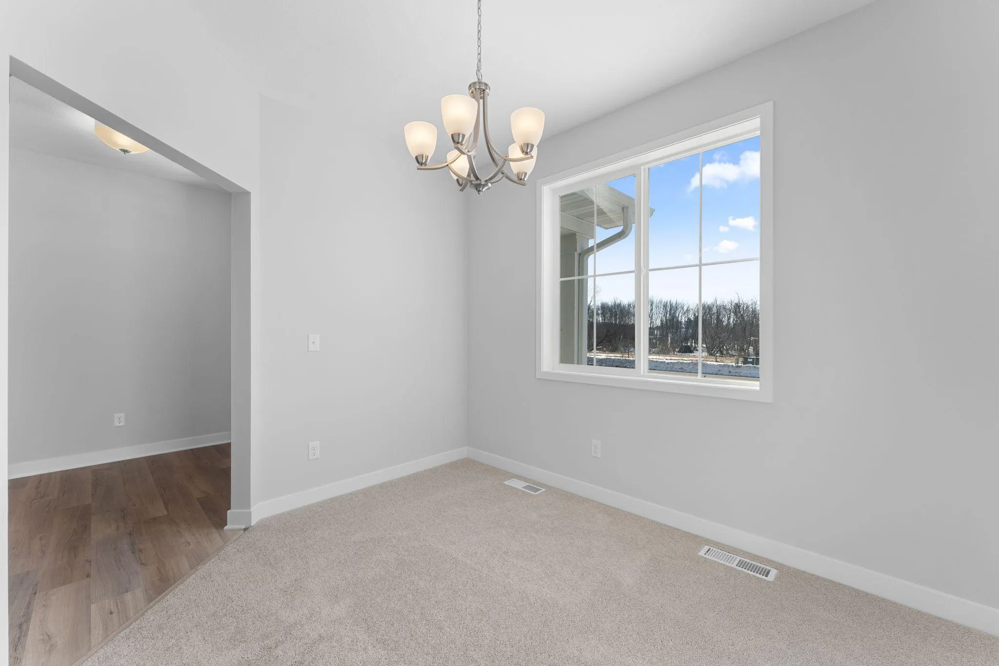 Photo 9 of 1551 Creekwood Dr