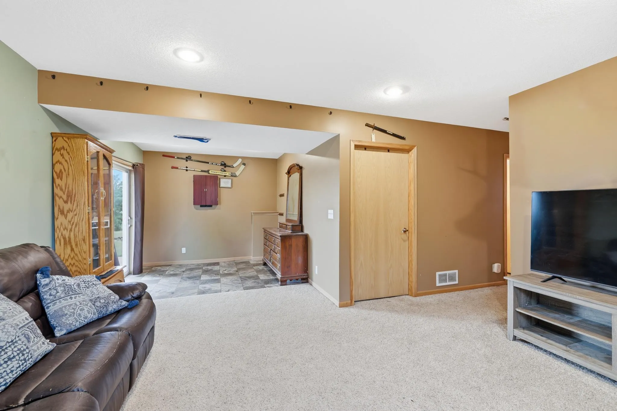 Photo 32 of 926 189th Avenue