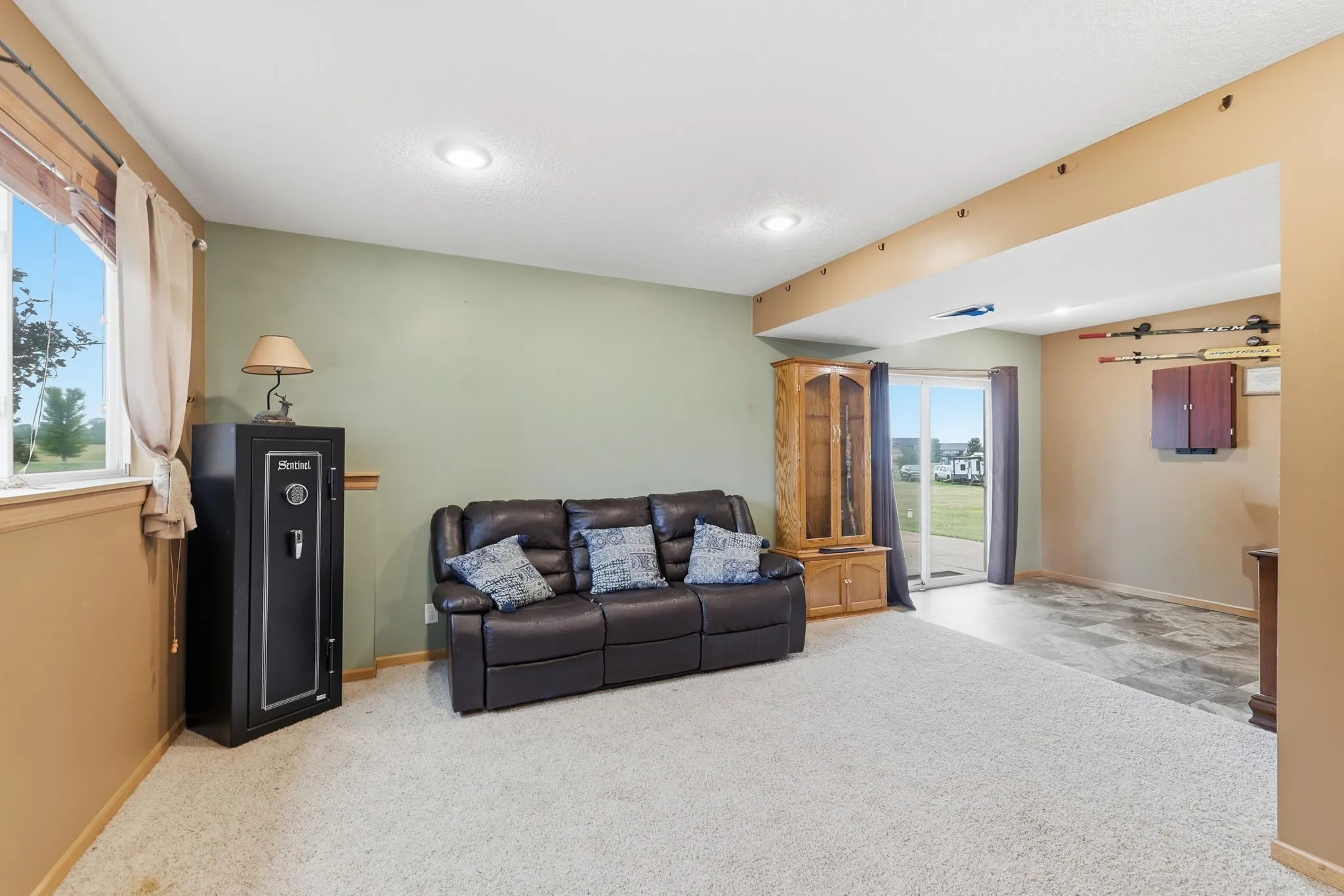 Photo 33 of 926 189th Avenue