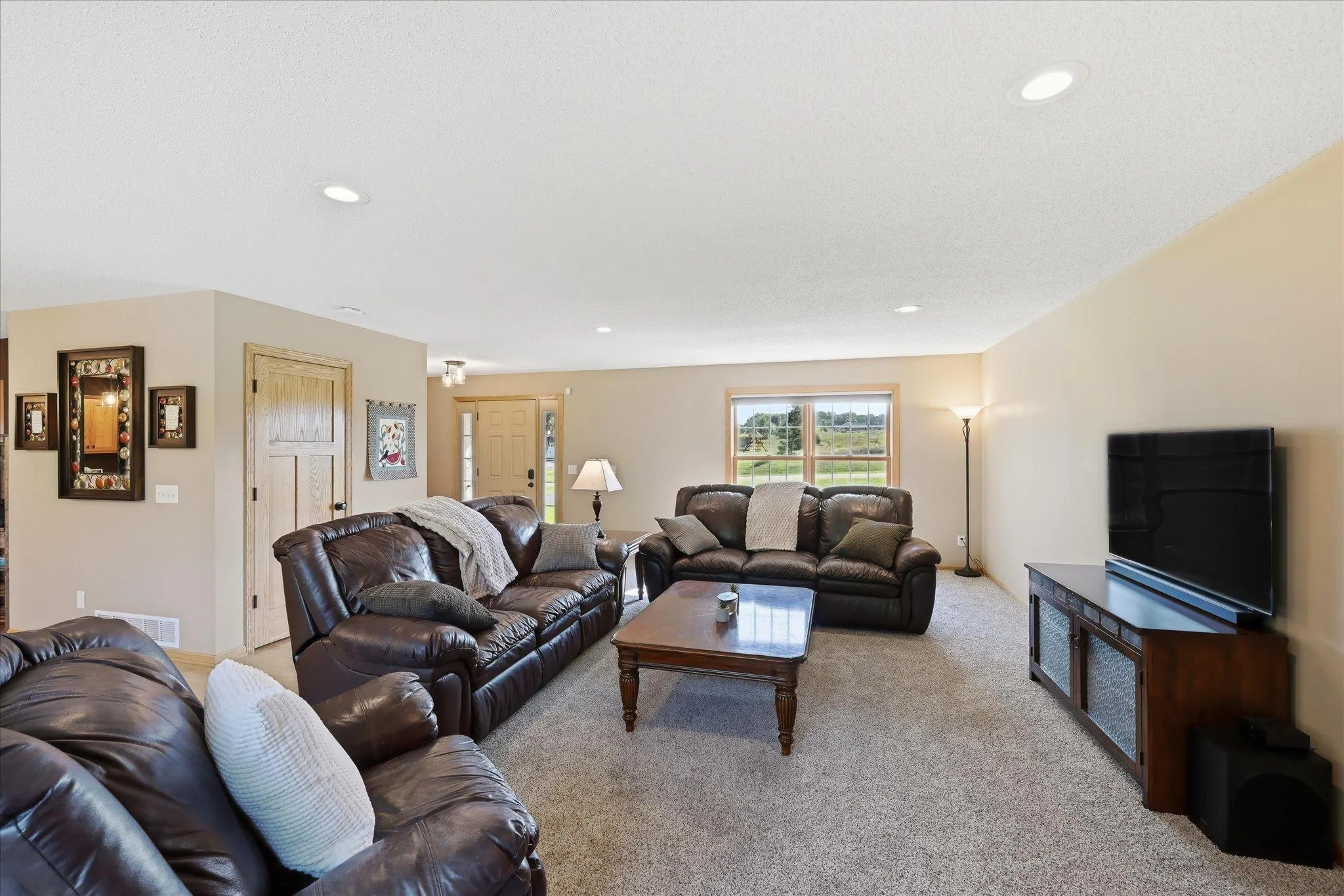 Photo 8 of 27354 107th Nw Street