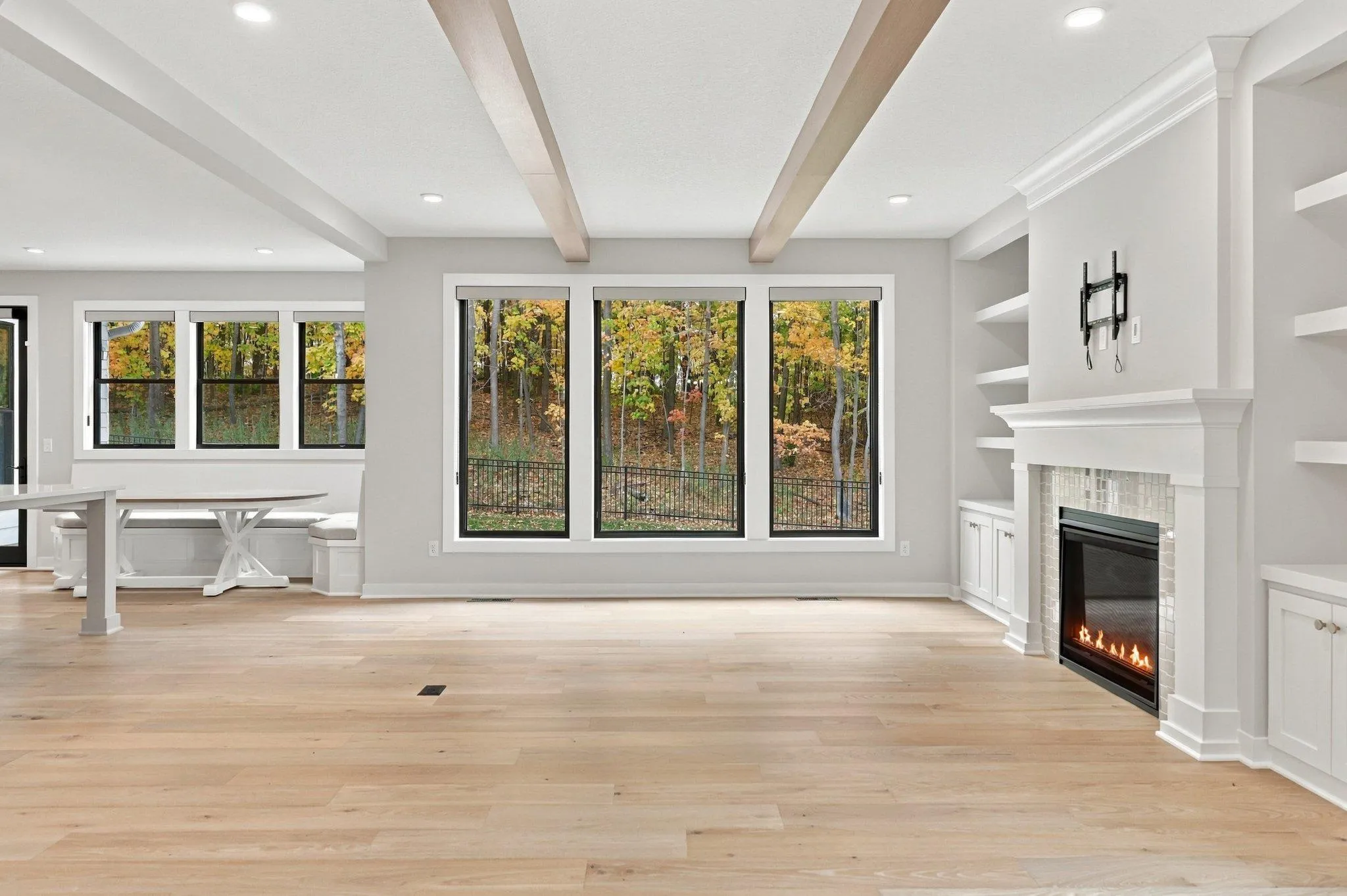 Photo 13 of 4304 Hillside Drive