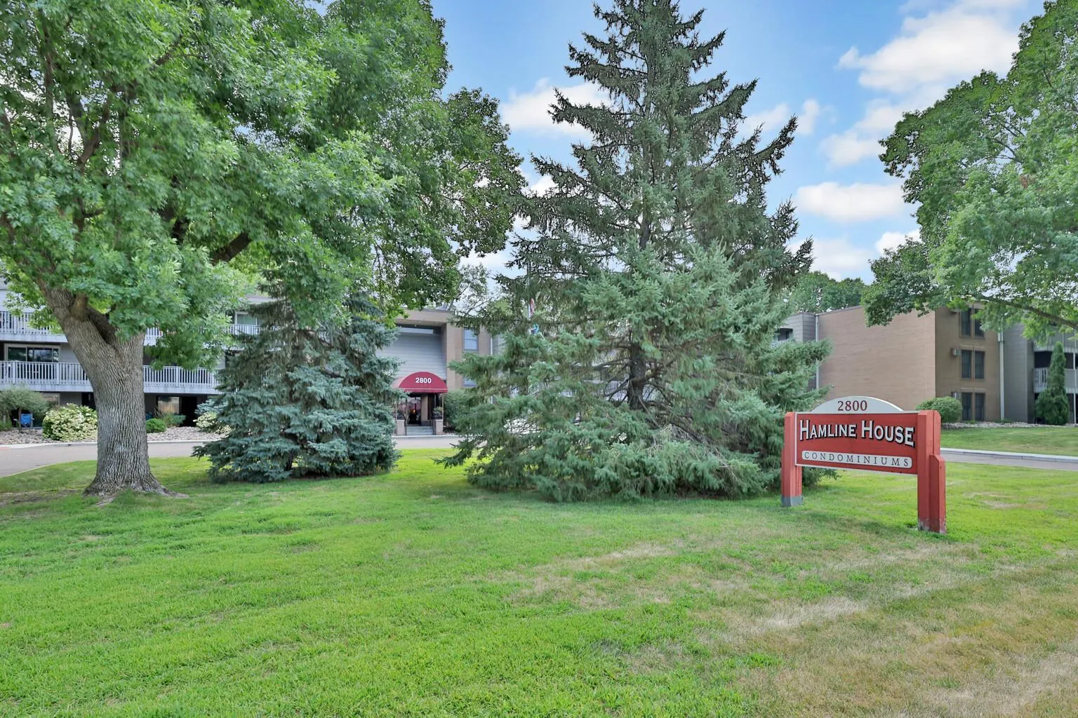 Photo 31 of 2800 Hamline N Avenue Unit 241