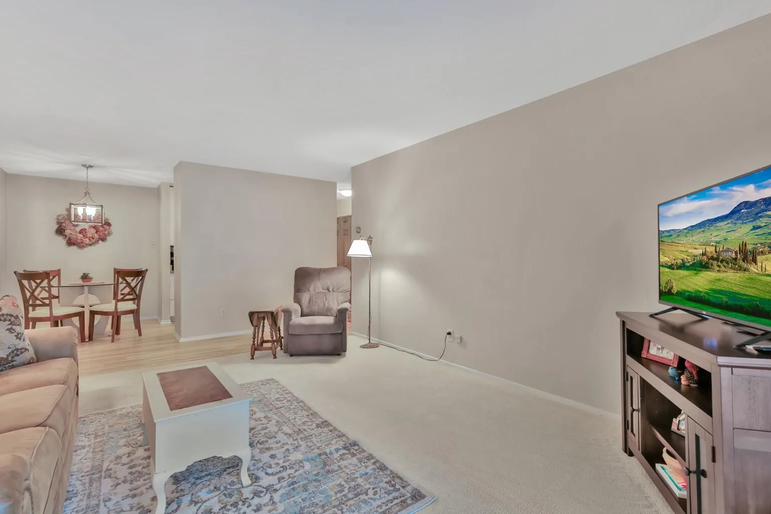 Photo 9 of 2800 Hamline N Avenue Unit 241