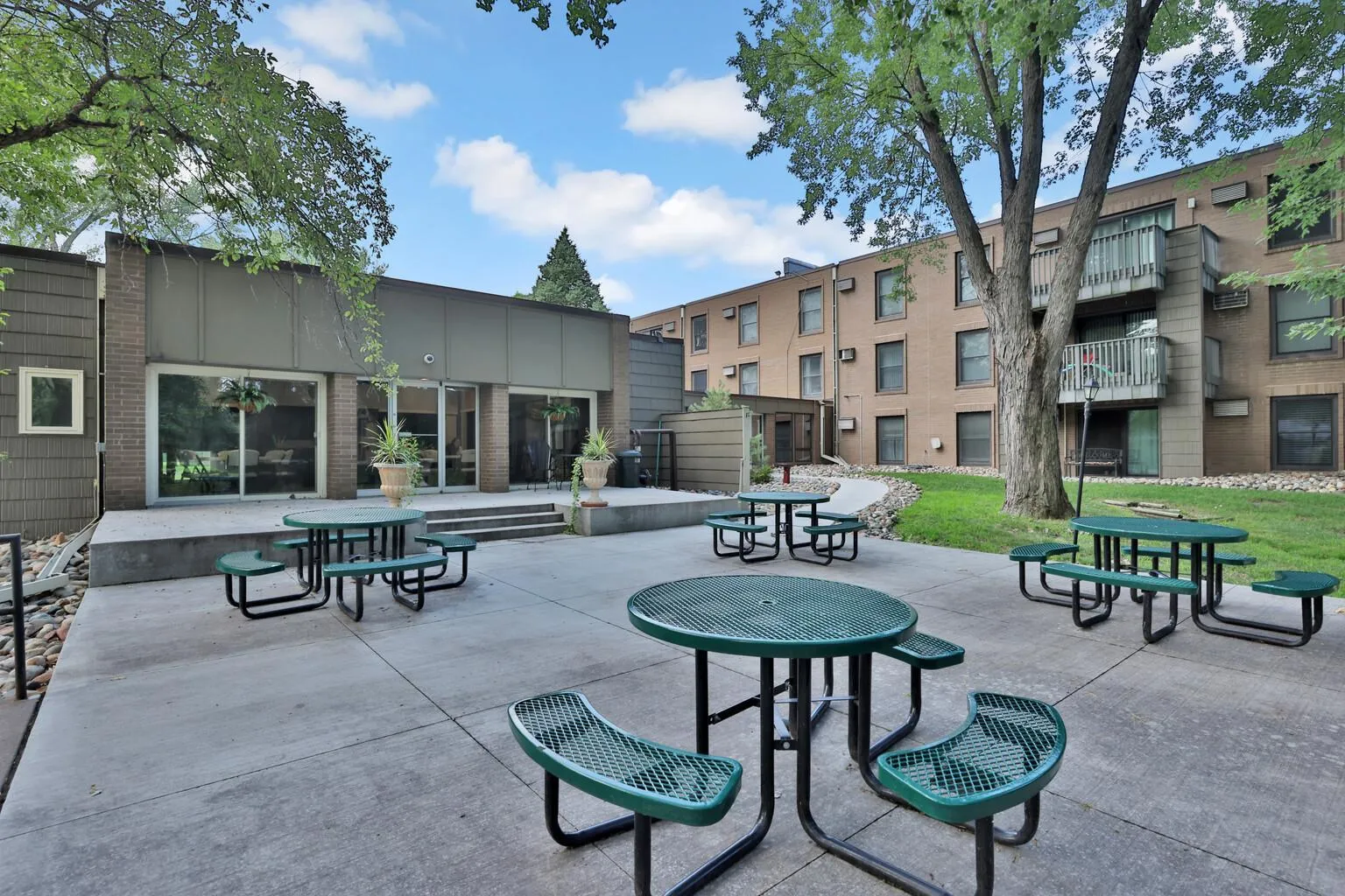 Photo 37 of 2800 Hamline N Avenue Unit 241