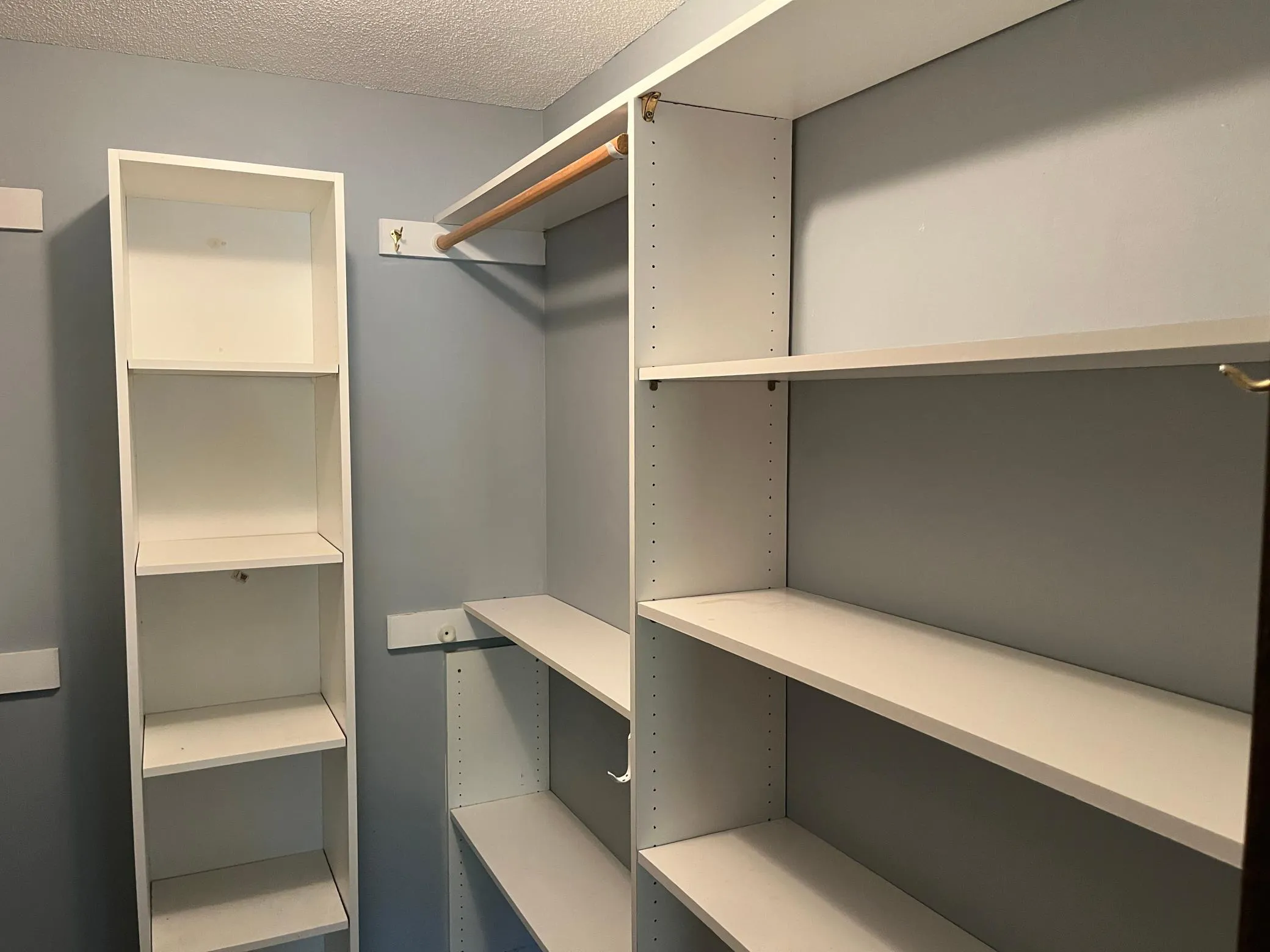 Photo 15 of 4371 Wilshire Boulevard Unit 305