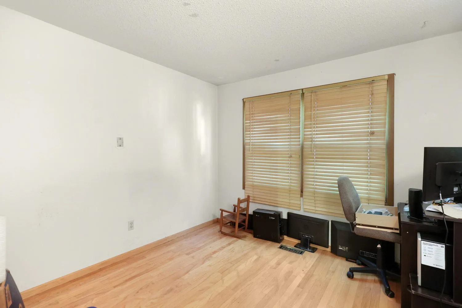 Photo 18 of 990 Kensington Trail Unit 107