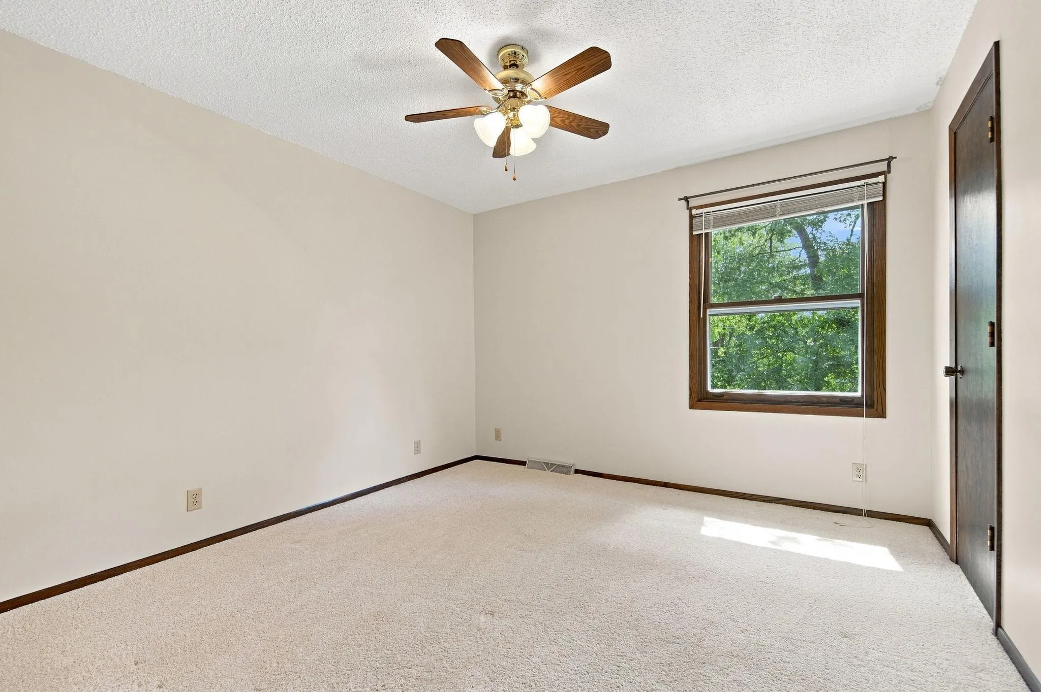 Photo 21 of 16755 7th Ne Street