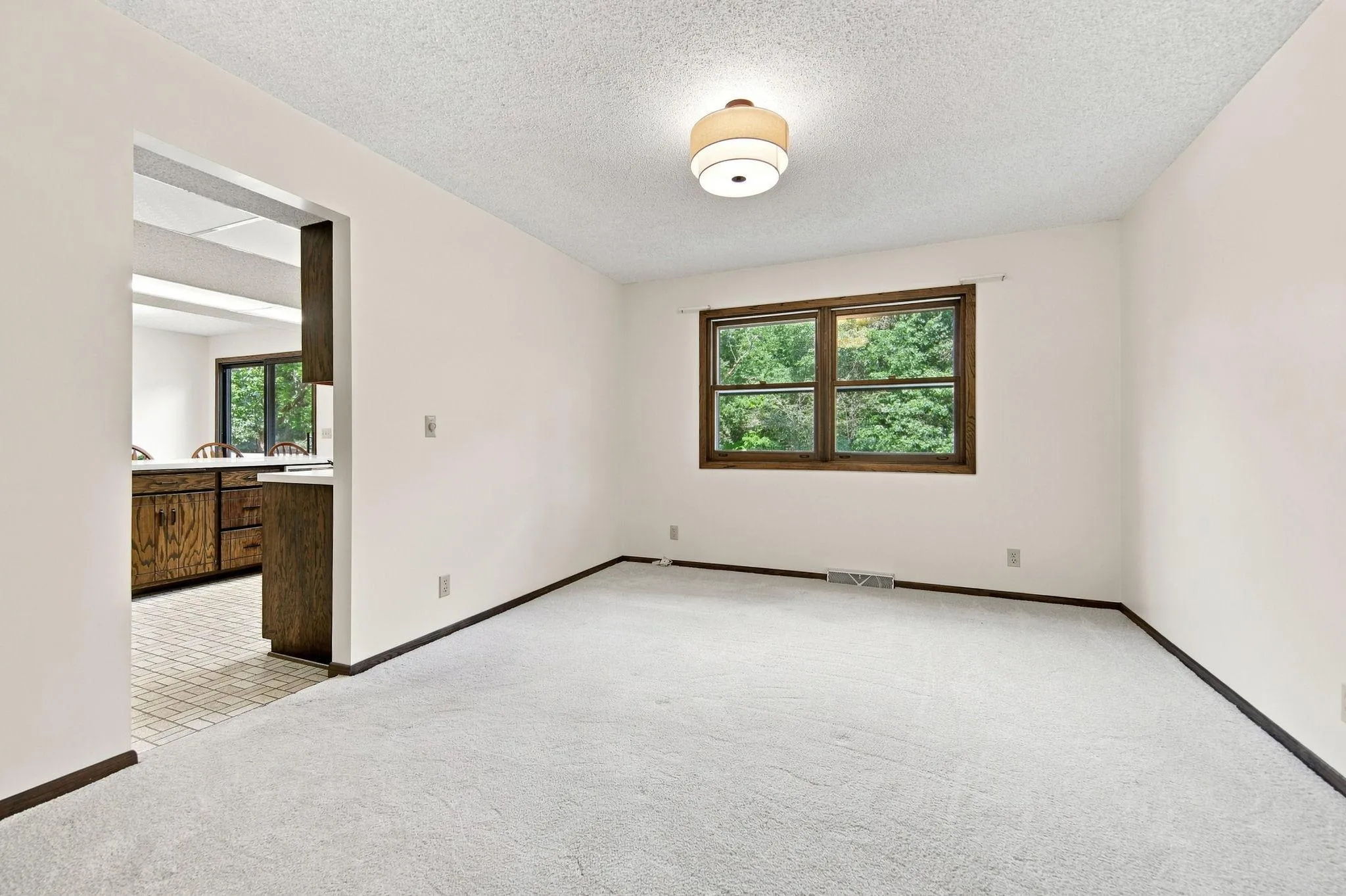 Photo 9 of 16755 7th Ne Street