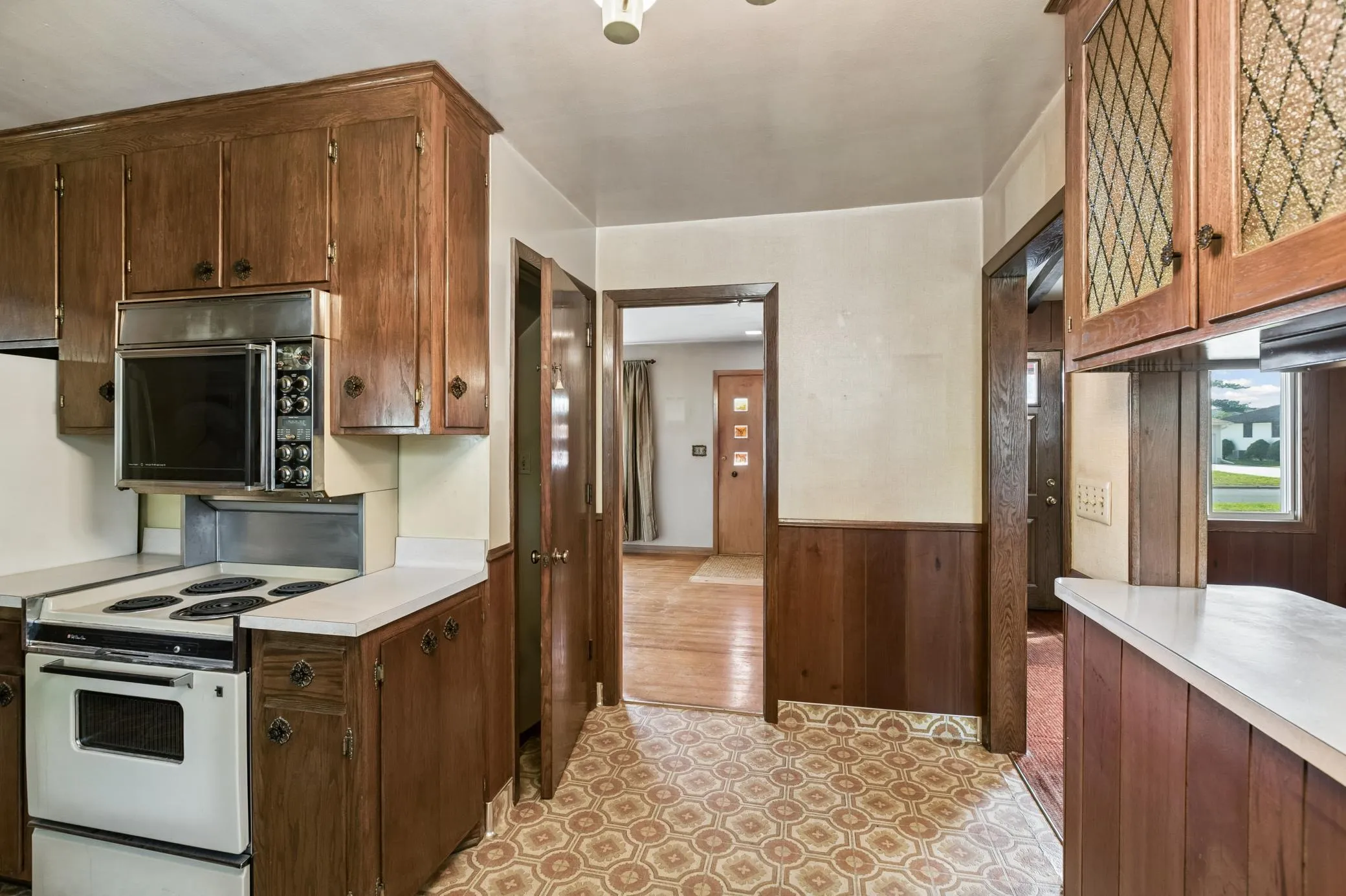 Photo 8 of 5737 Northport Drive