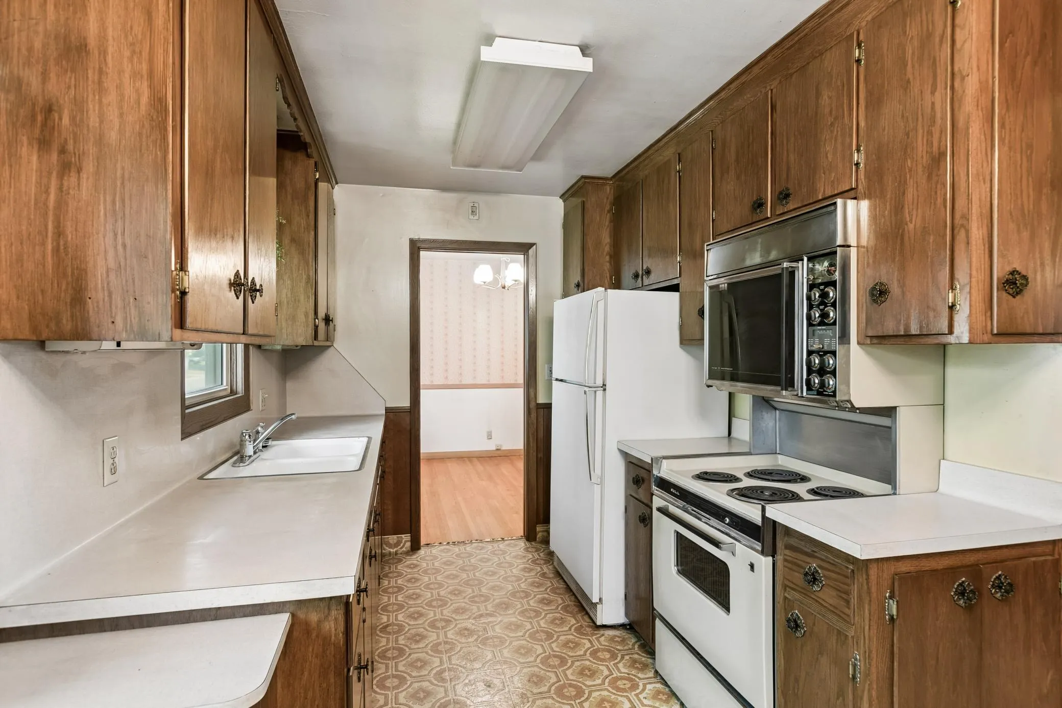 Photo 9 of 5737 Northport Drive