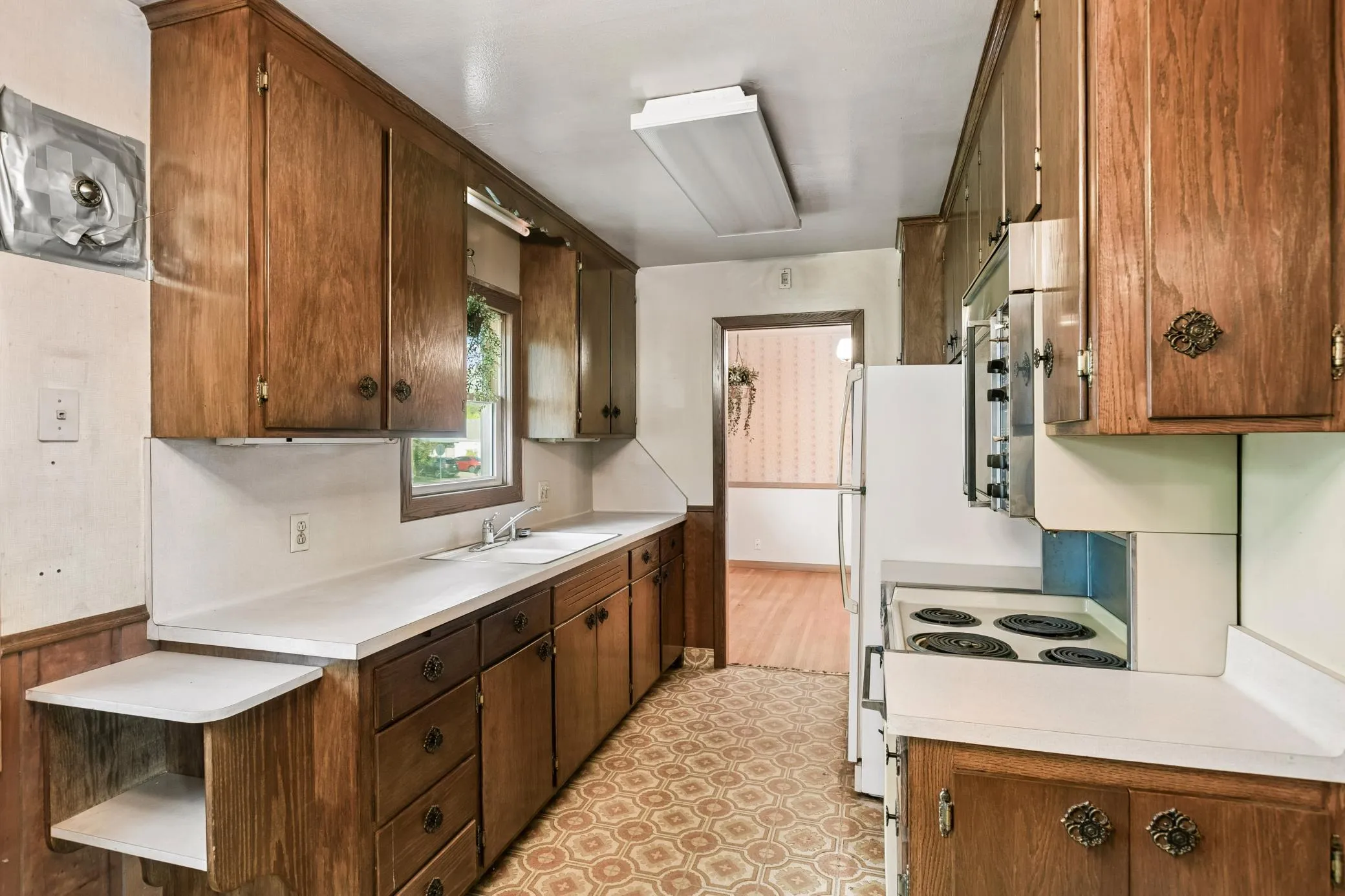 Photo 11 of 5737 Northport Drive