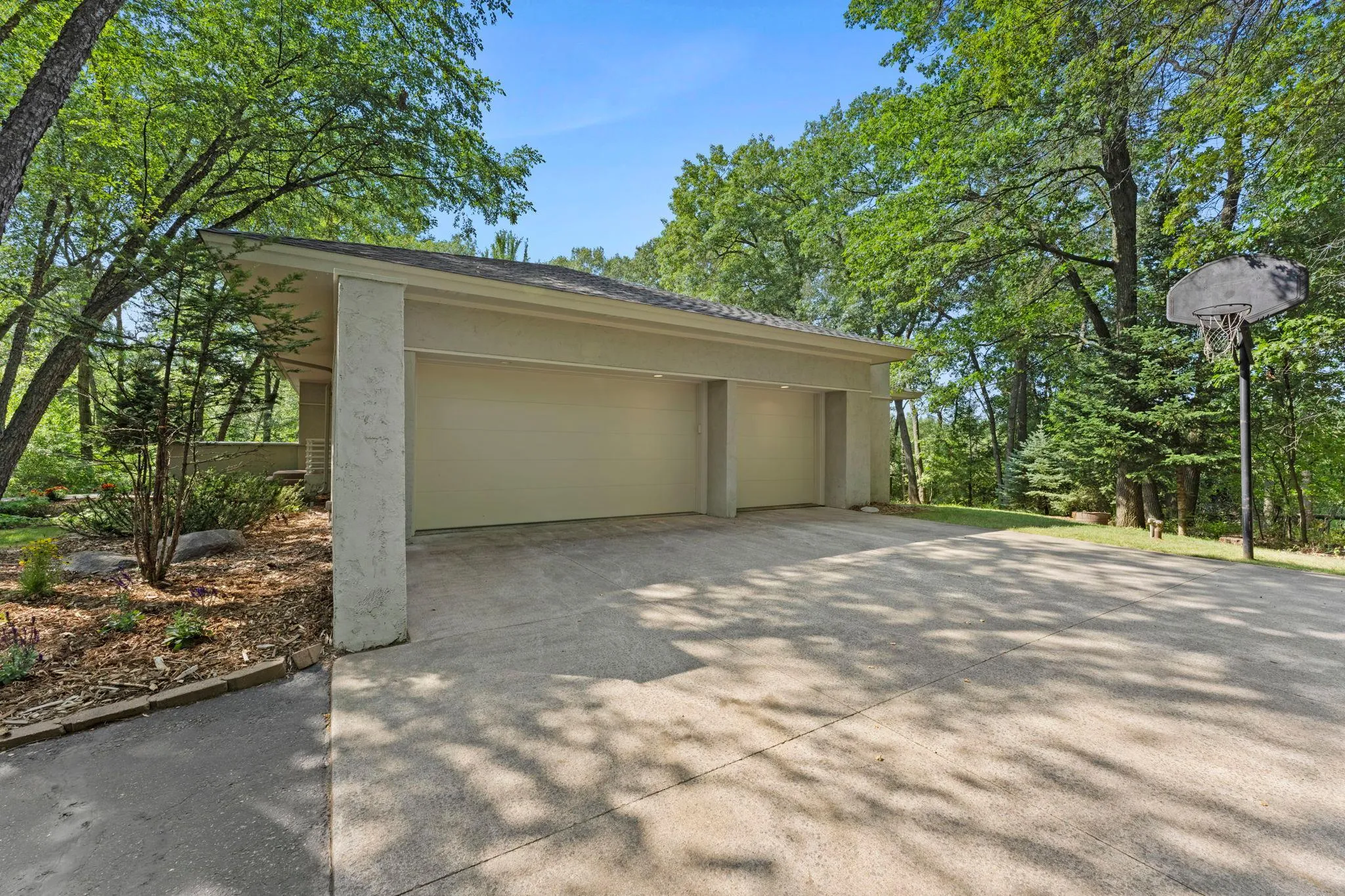 Photo 9 of 11945 Isleton N Avenue