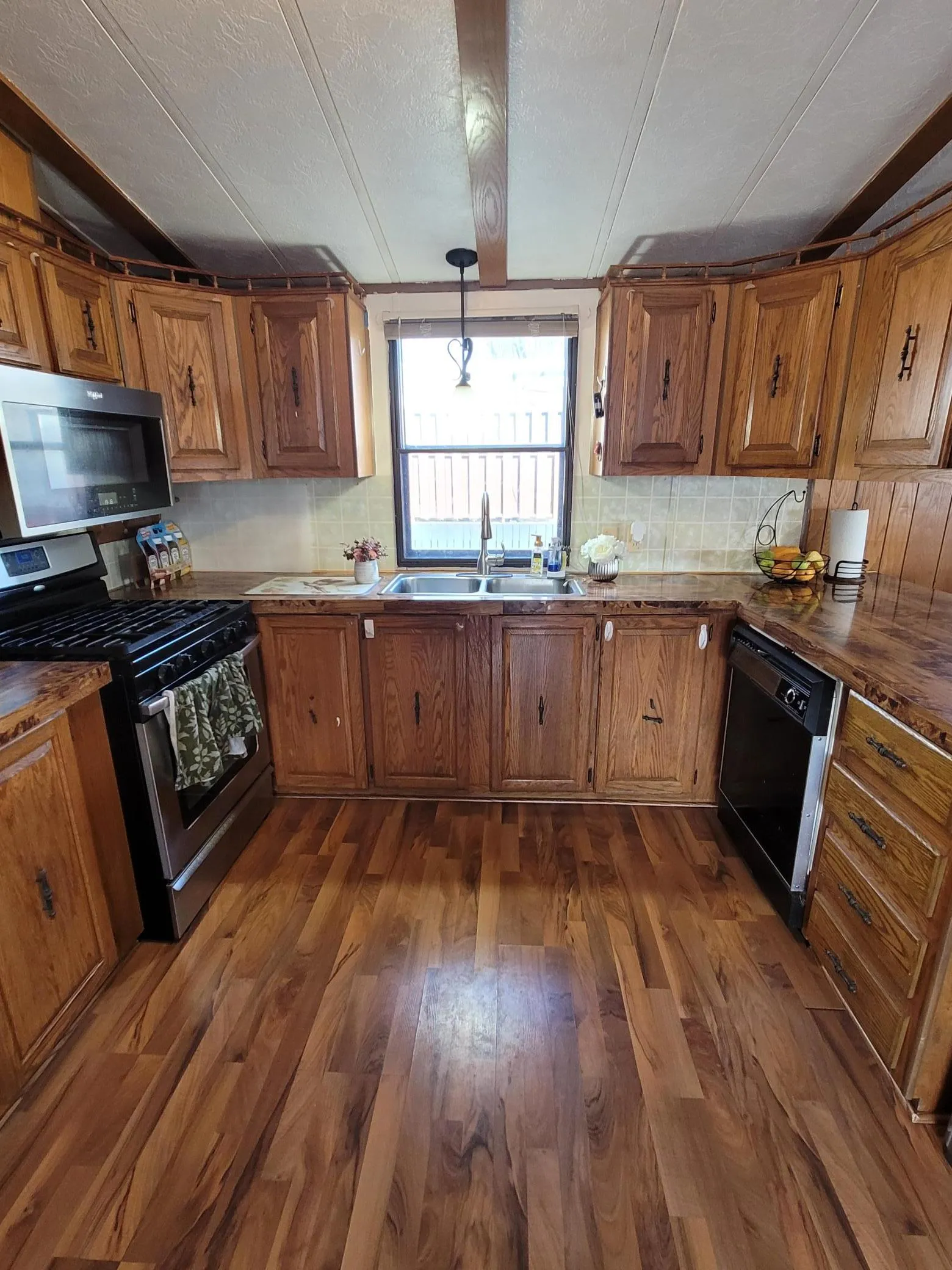 Photo 10 of 2665 Benlana Court
