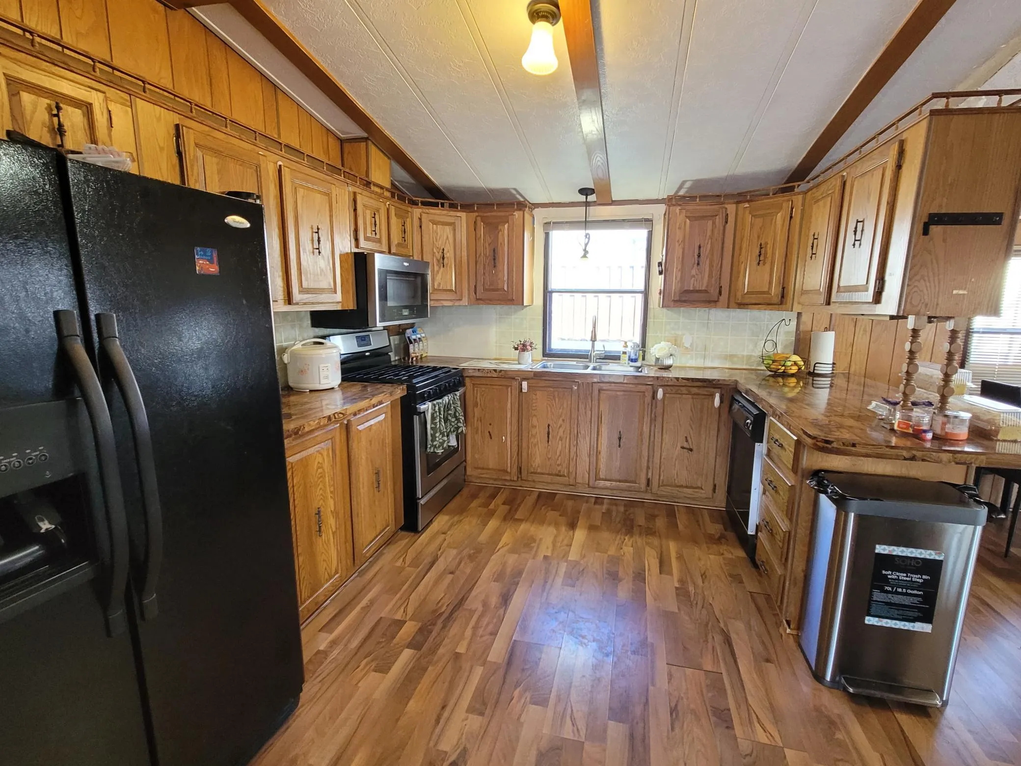 Photo 11 of 2665 Benlana Court