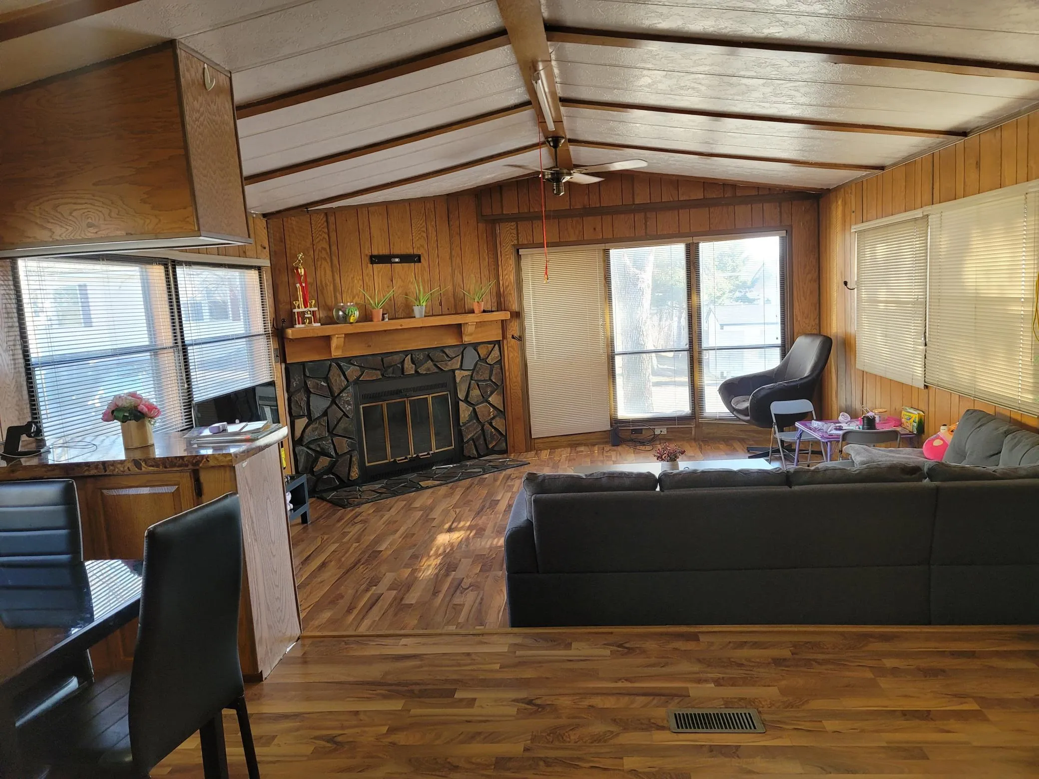 Photo 7 of 2665 Benlana Court