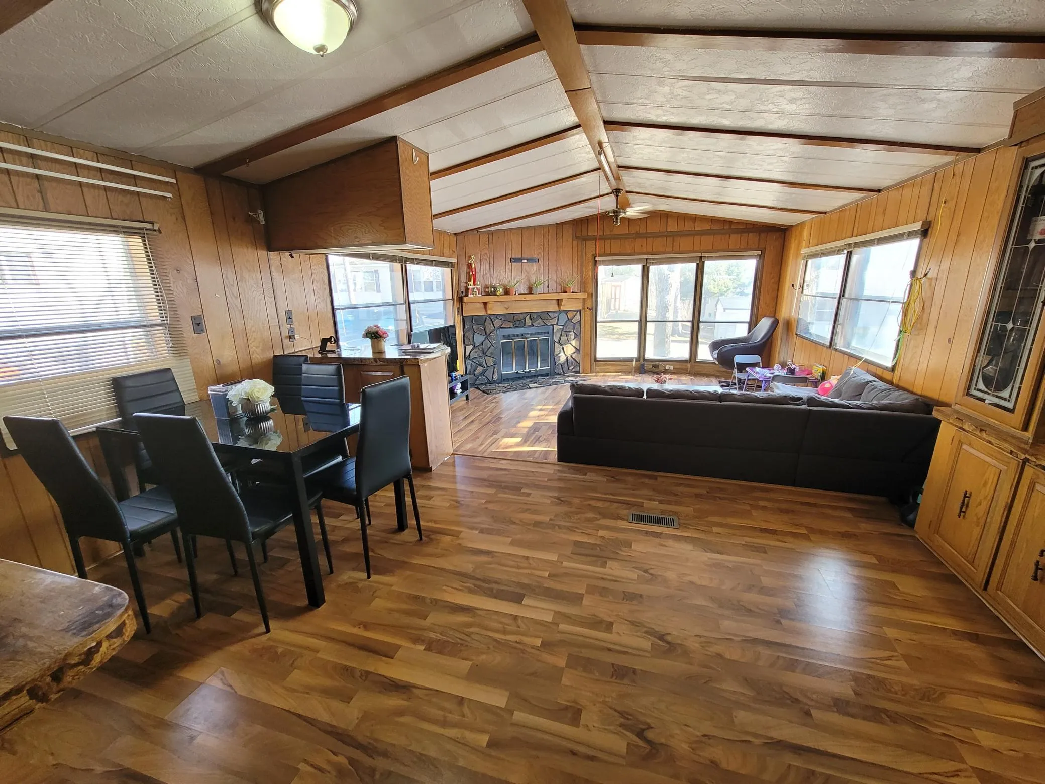 Photo 4 of 2665 Benlana Court