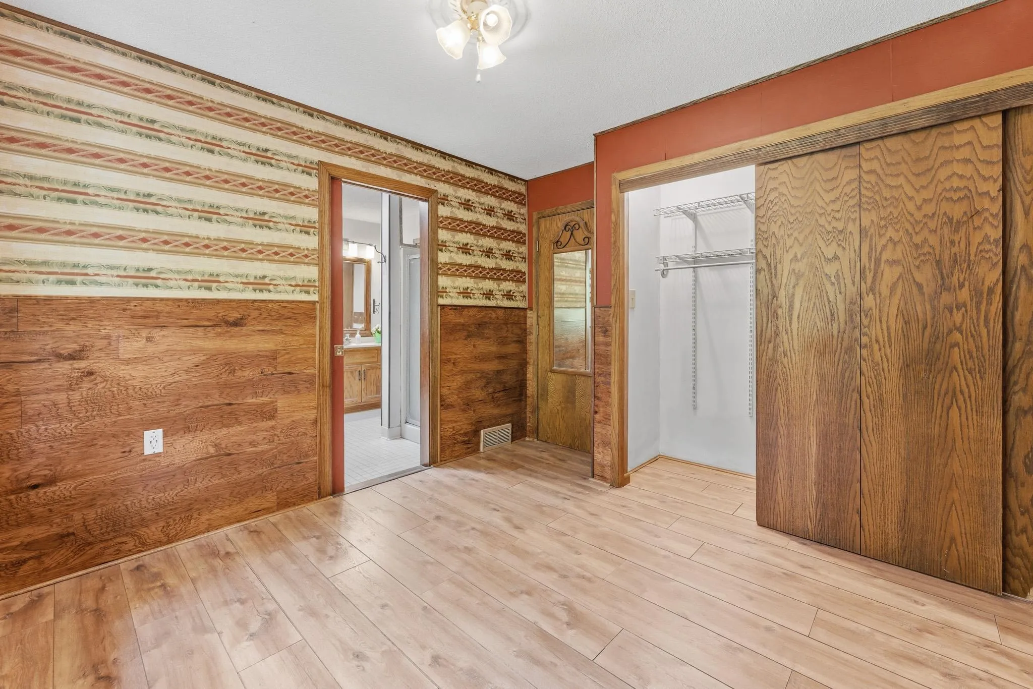 Photo 43 of 28957 Linden Avenue