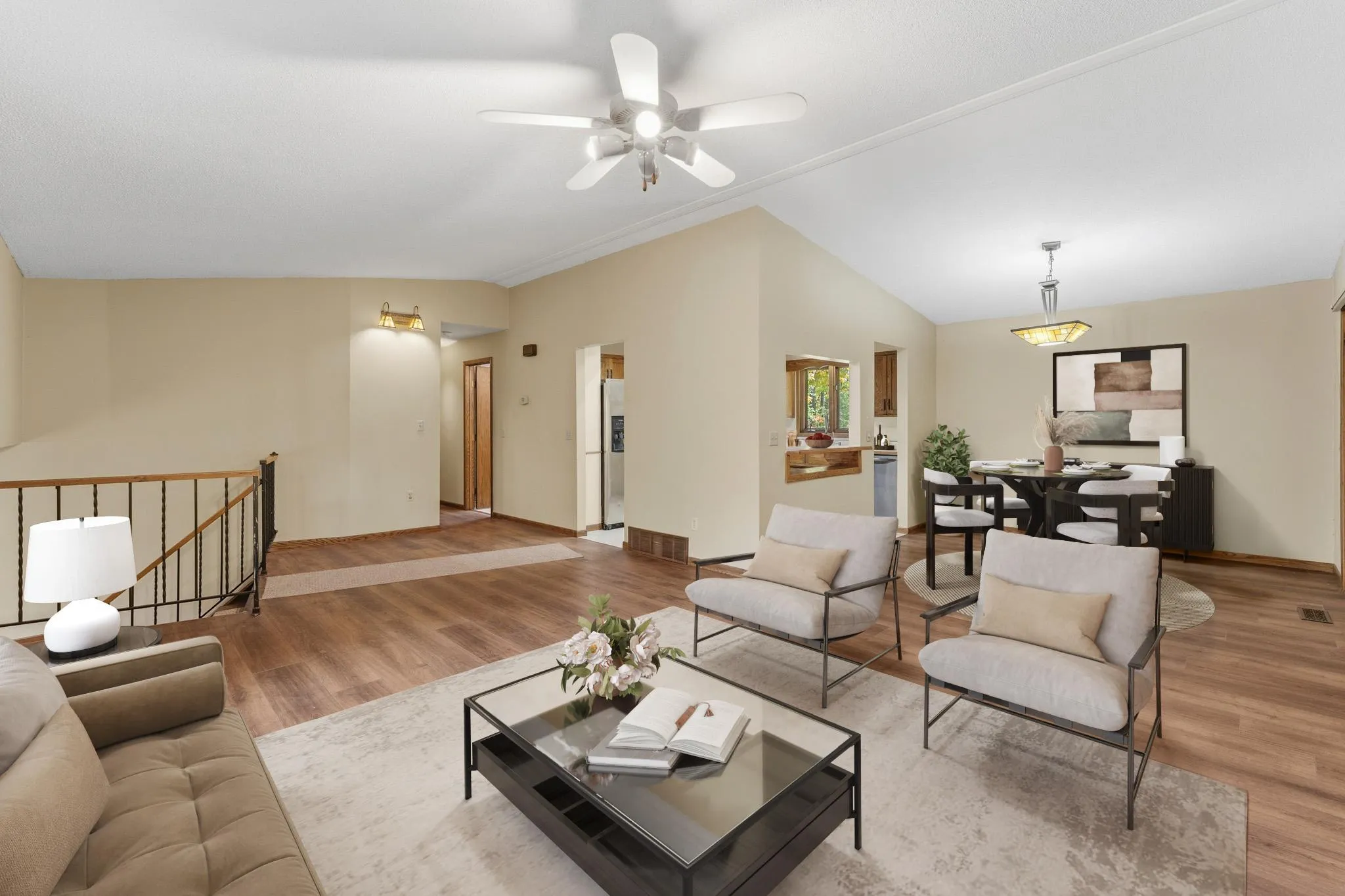 Photo 4 of 28957 Linden Avenue