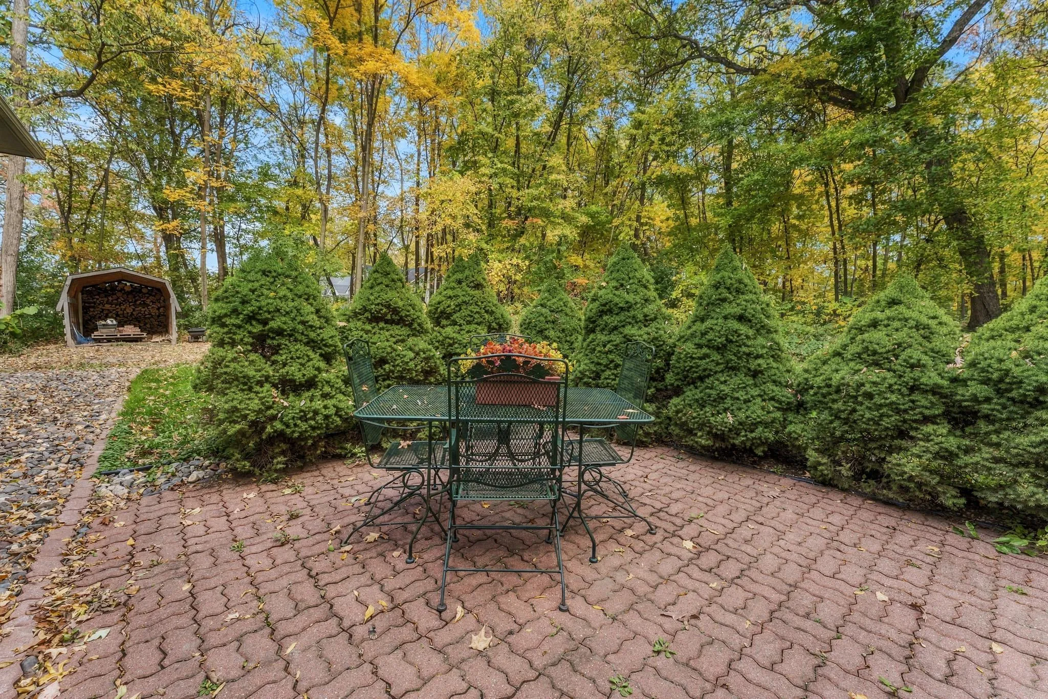Photo 13 of 28957 Linden Avenue