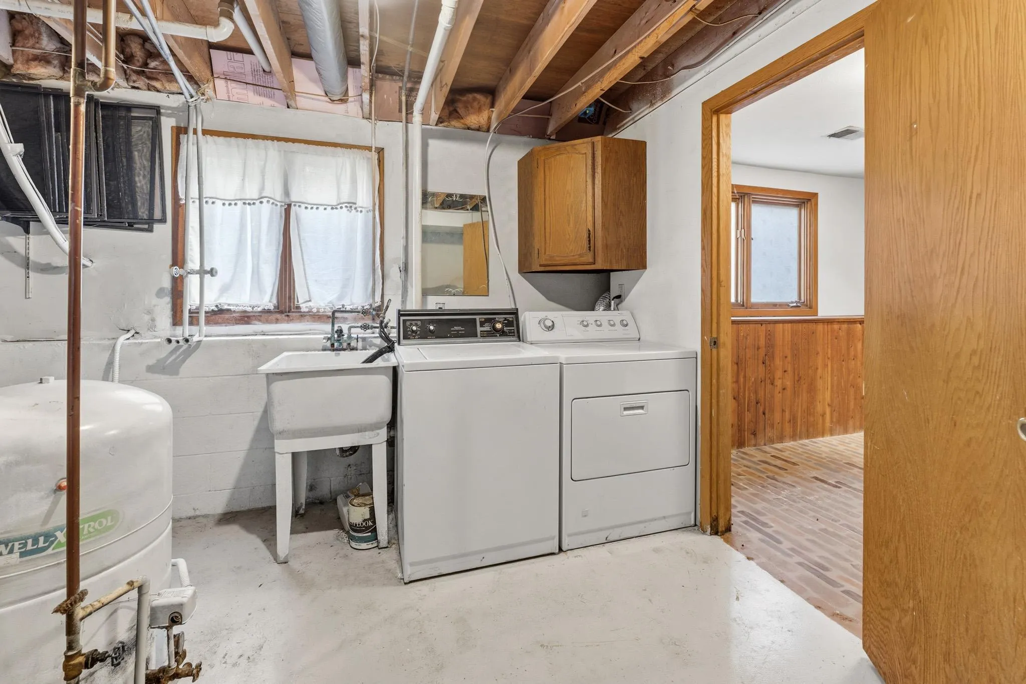 Photo 32 of 28957 Linden Avenue
