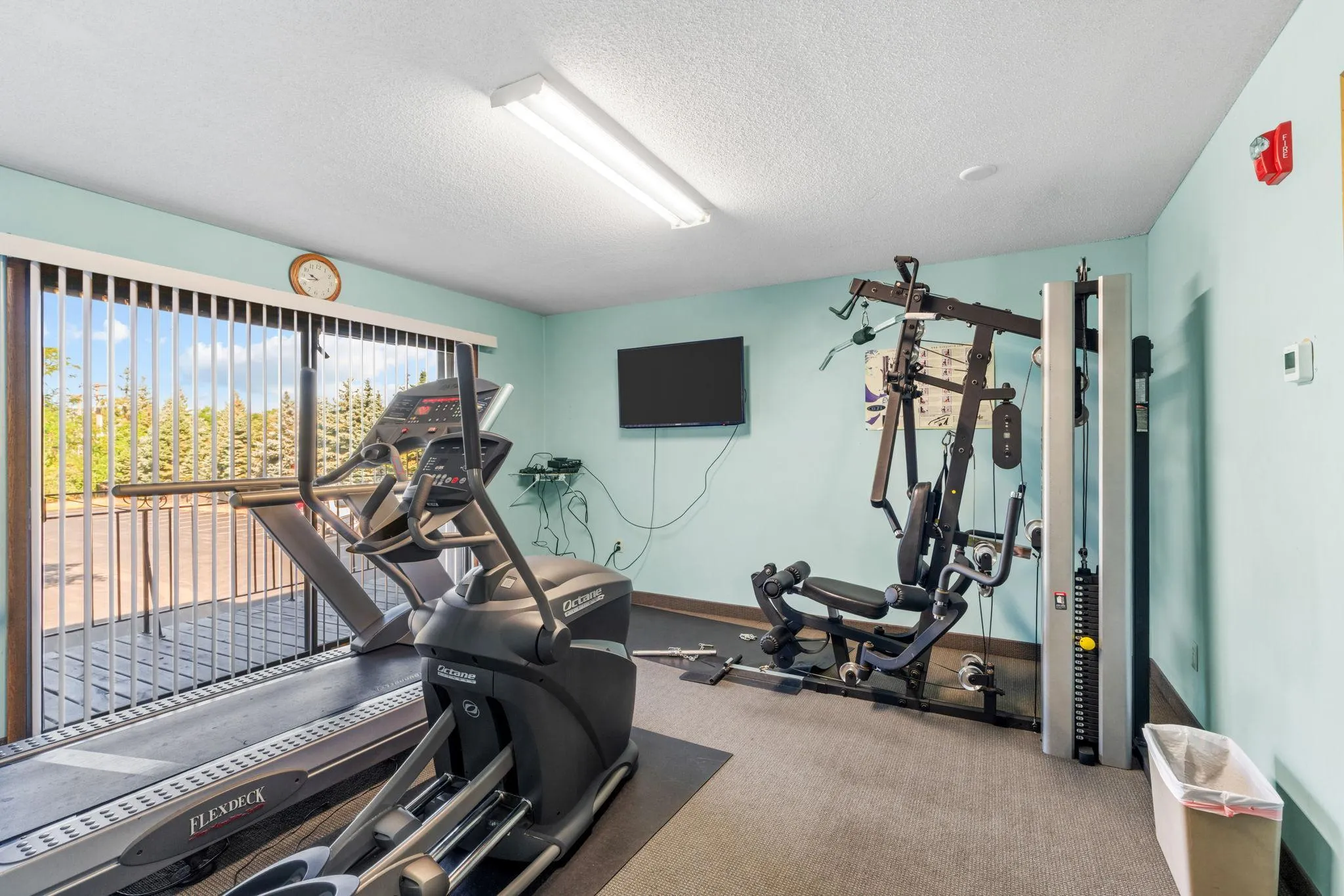 Photo 17 of 4120 Parklawn Avenue Unit 220