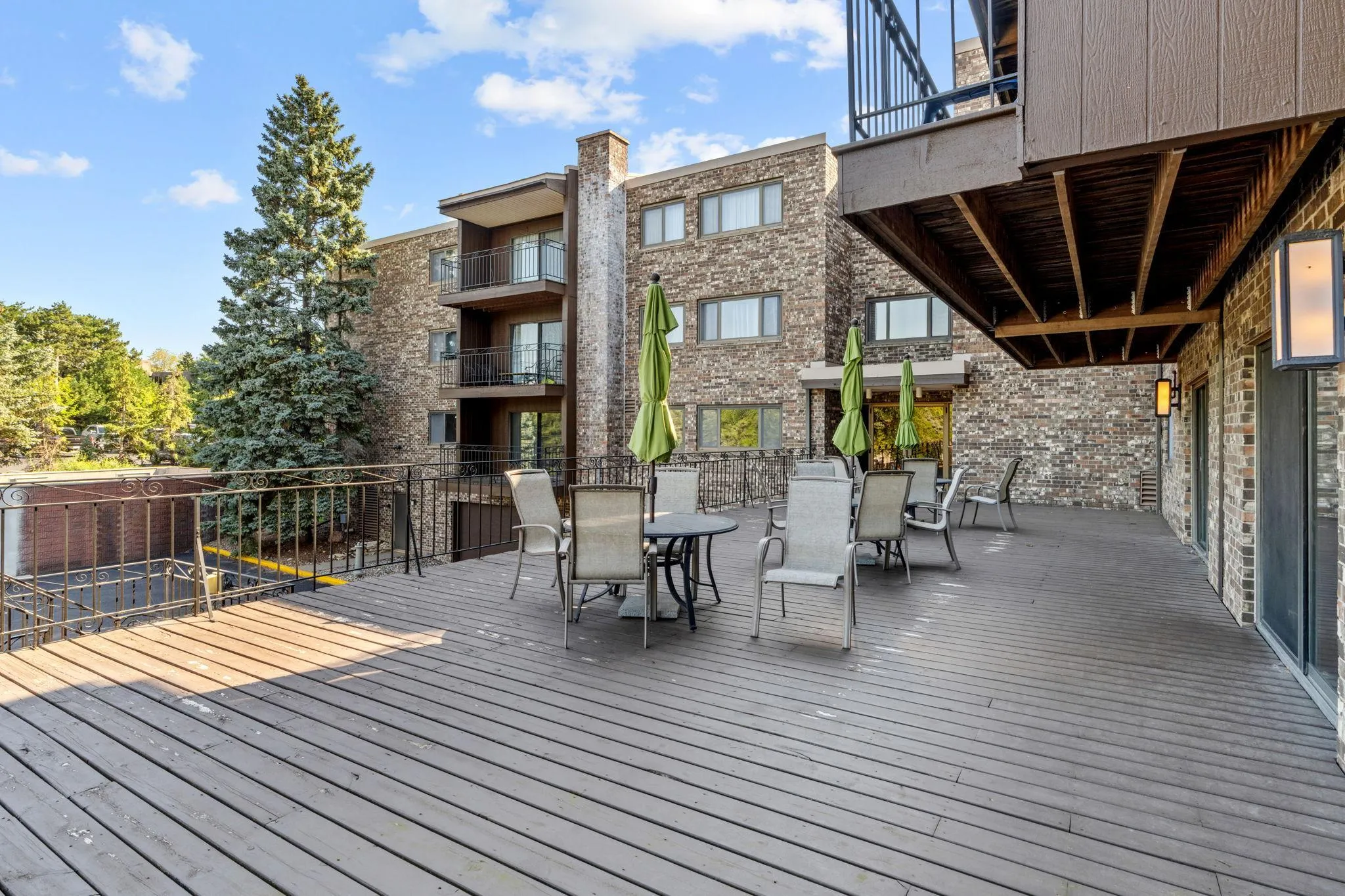 Photo 13 of 4120 Parklawn Avenue Unit 220