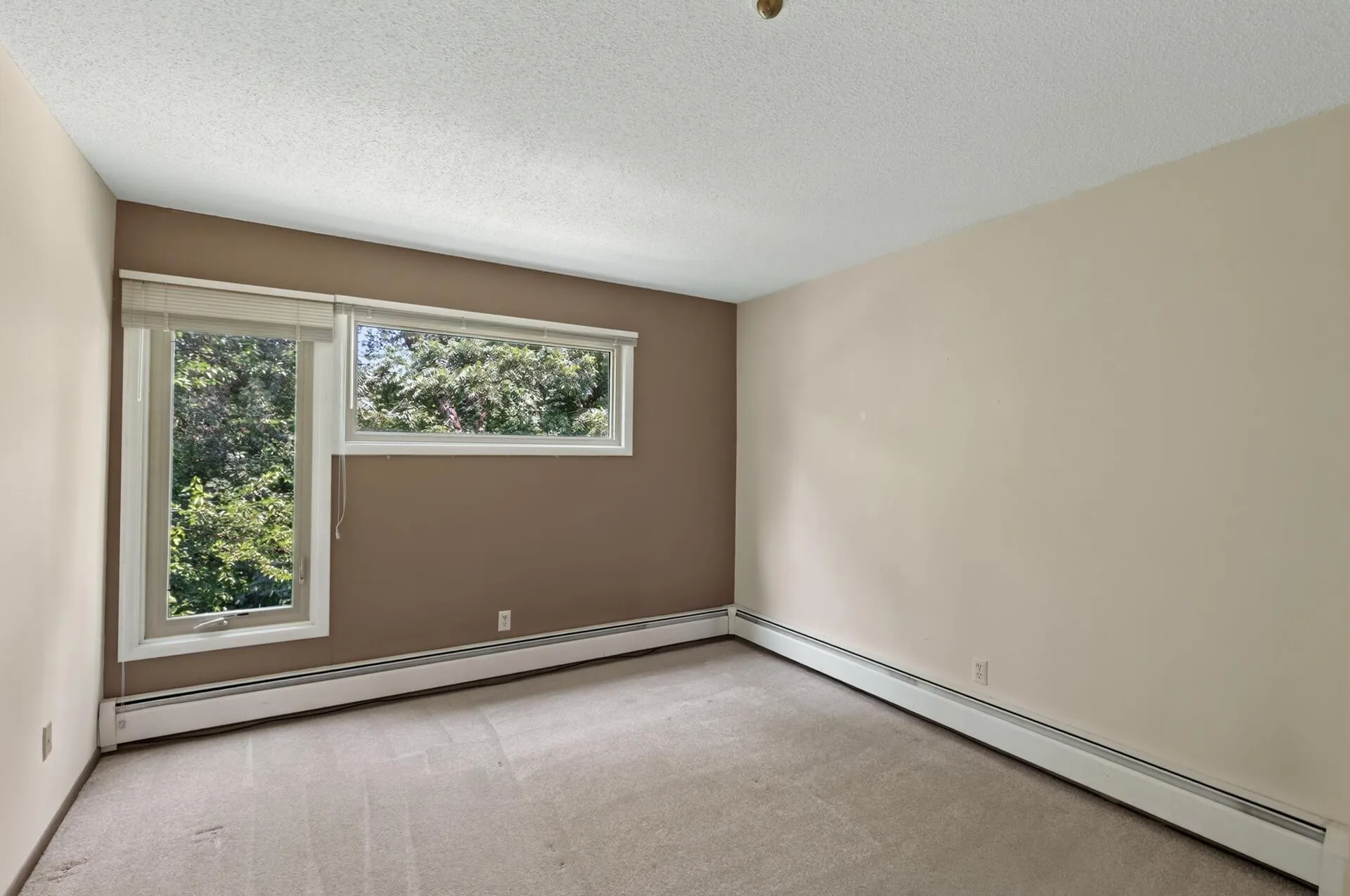 Photo 14 of 12600 Parkwood Drive Unit 110