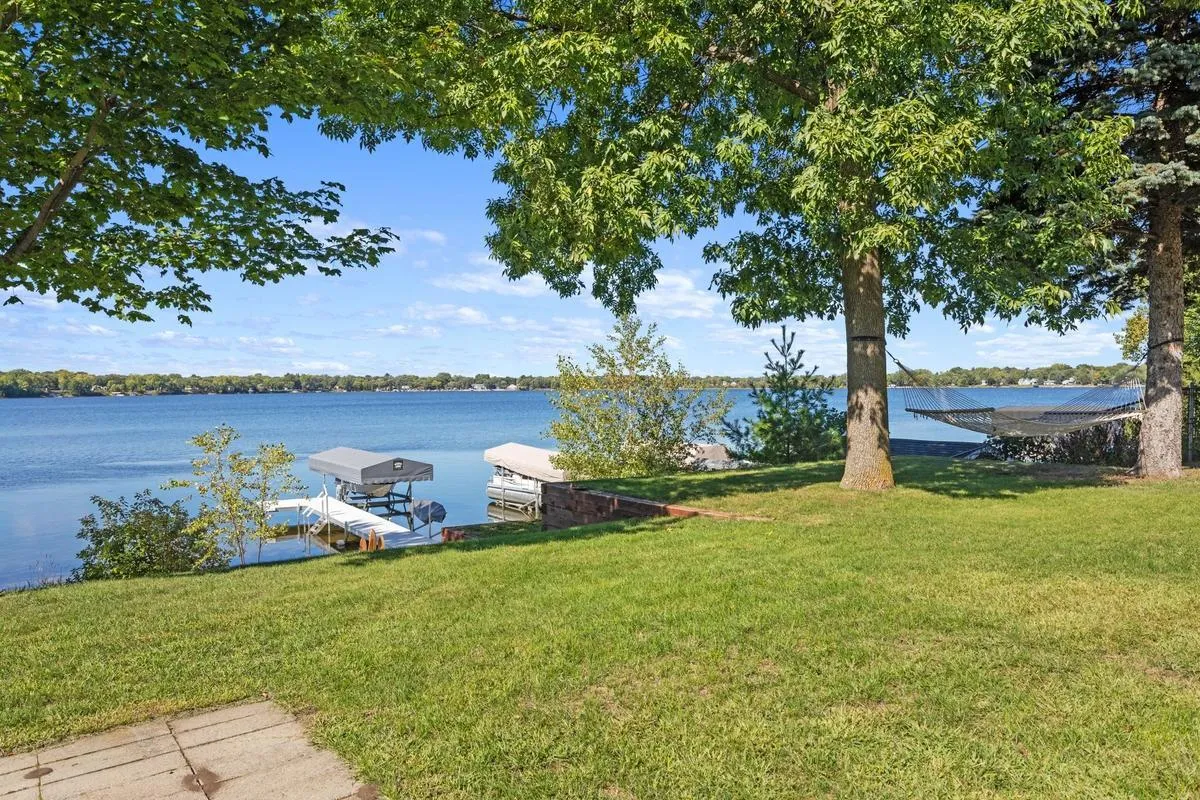 Photo 17 of 431 Shoreacres Drive