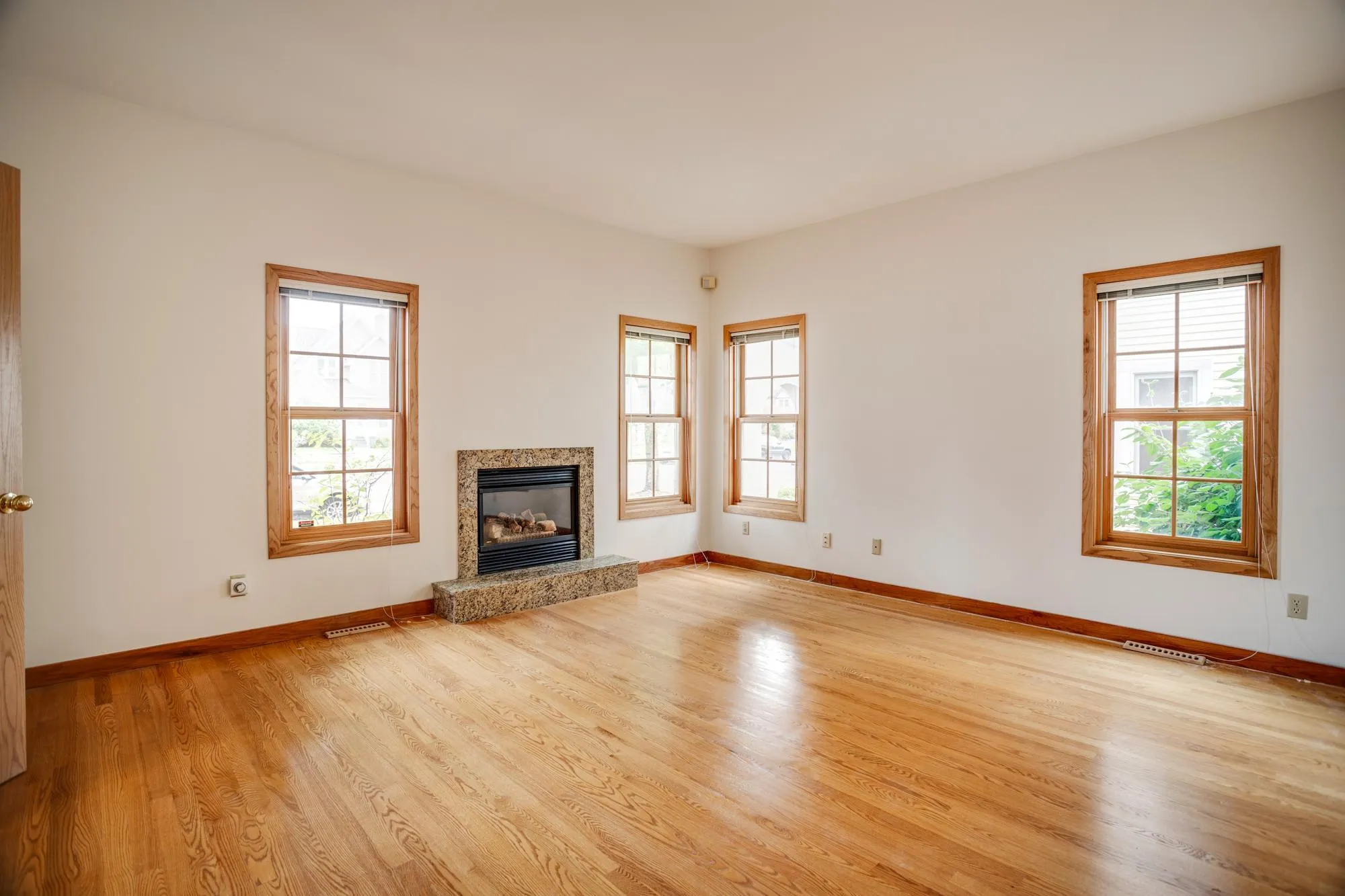 Photo 6 of 2634 Portland Avenue